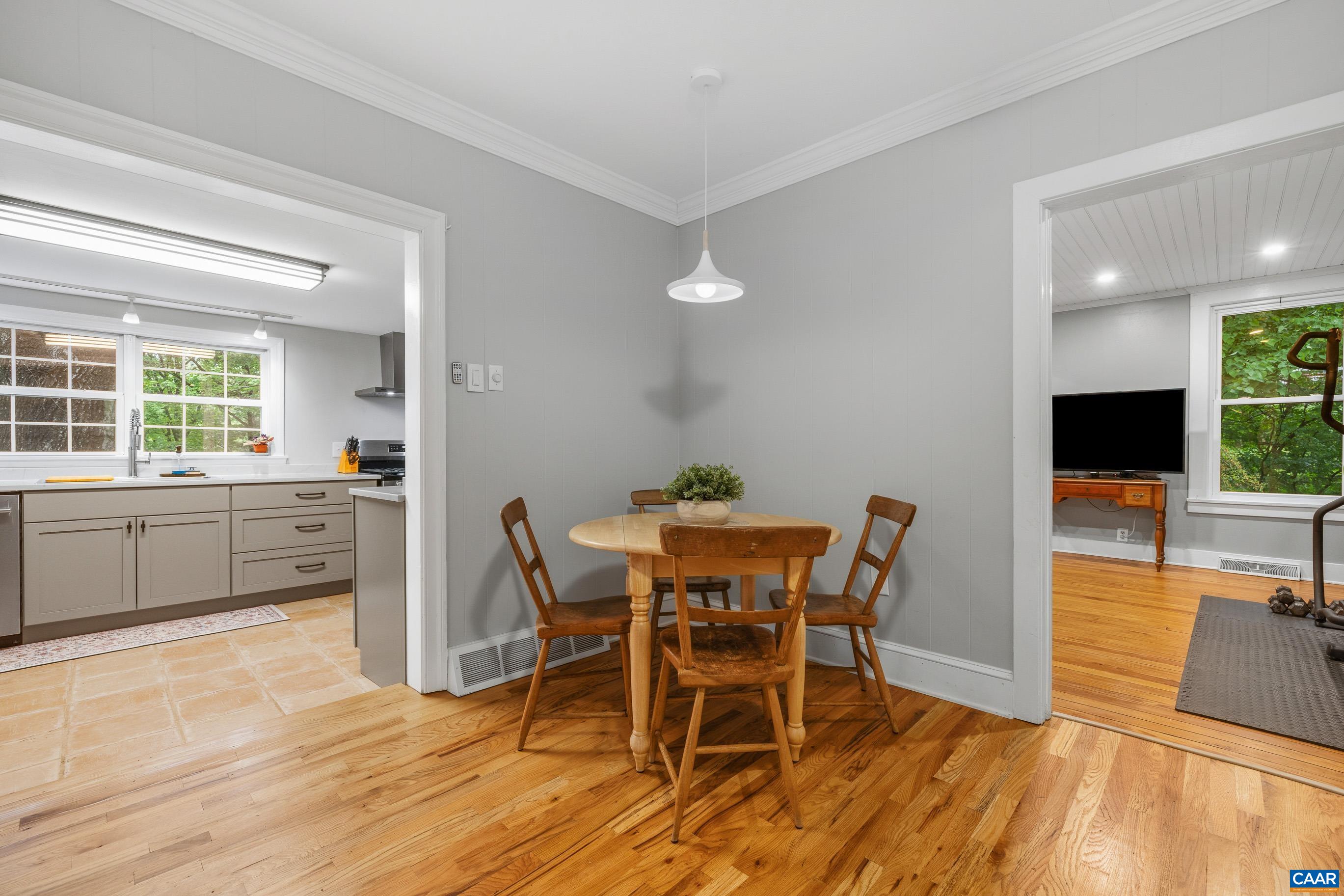 826 BEAGLE GAP RD, CROZET, Virginia 22932, 3 Bedrooms Bedrooms, ,1 BathroomBathrooms,Residential,826 BEAGLE GAP RD,677019 MLS # 677019