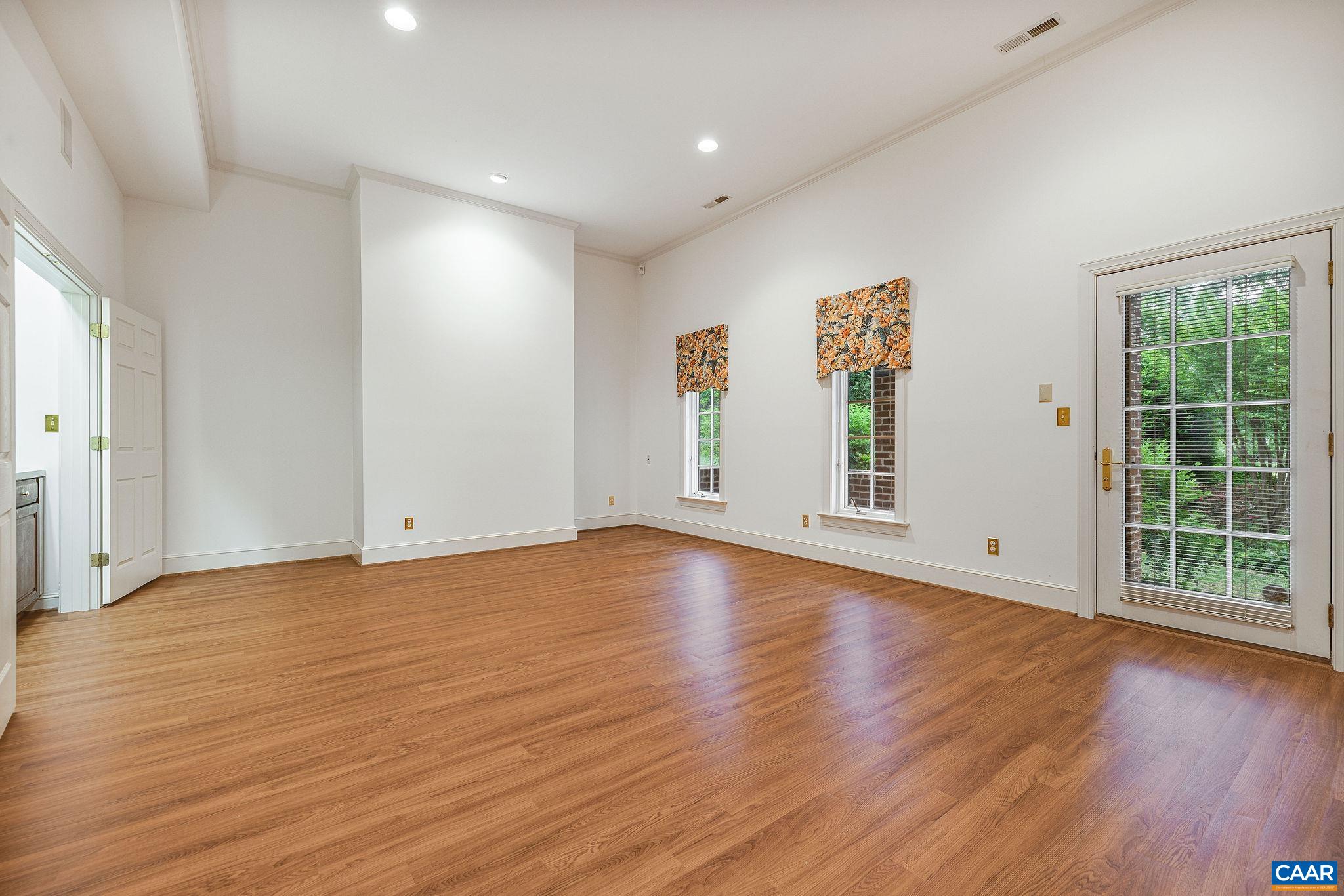 555 DRYDEN PL, CHARLOTTESVILLE, Virginia 22903, 4 Bedrooms Bedrooms, ,3 BathroomsBathrooms,Residential,555 DRYDEN PL,677043 MLS # 677043