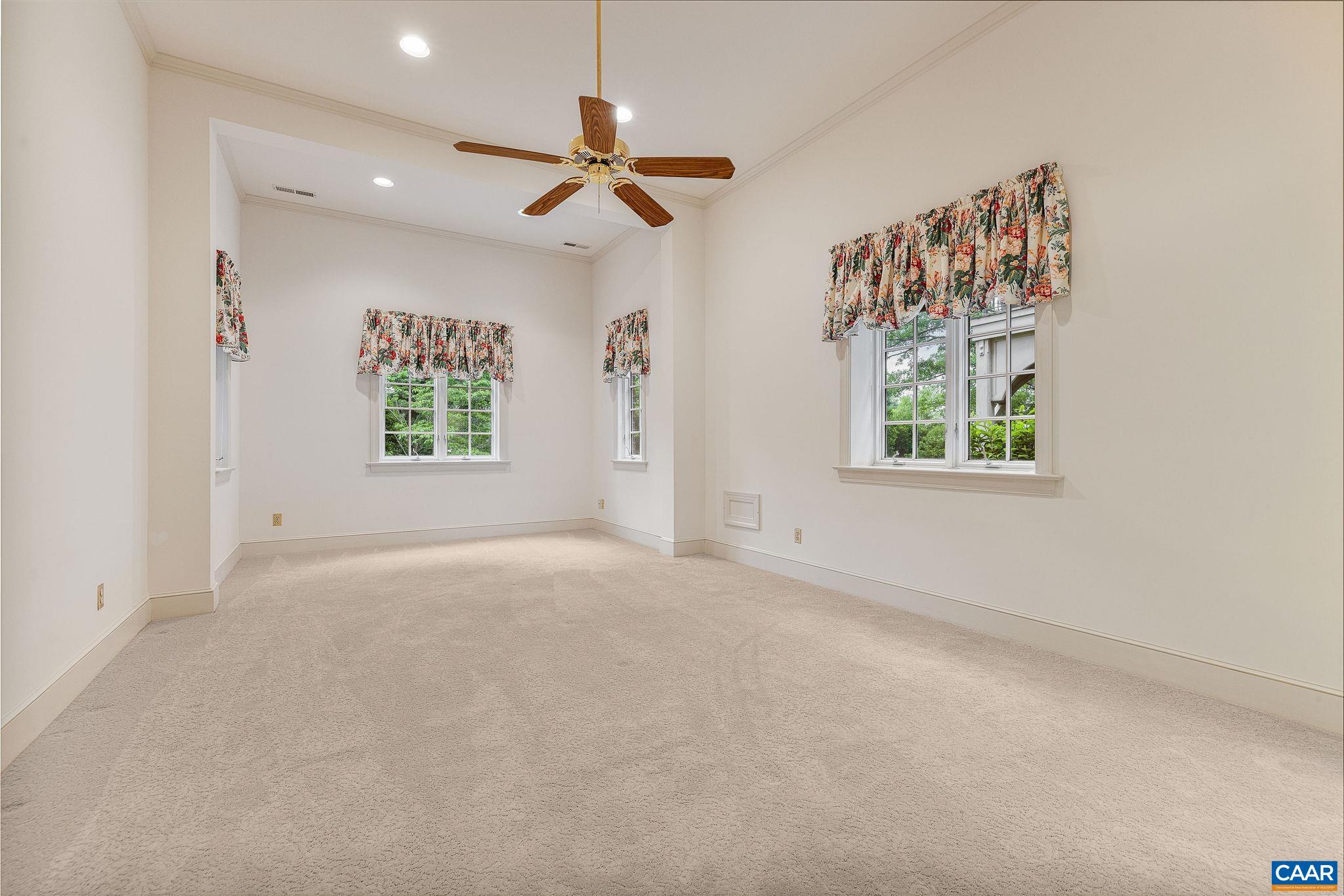 555 DRYDEN PL, CHARLOTTESVILLE, Virginia 22903, 4 Bedrooms Bedrooms, ,3 BathroomsBathrooms,Residential,555 DRYDEN PL,677043 MLS # 677043