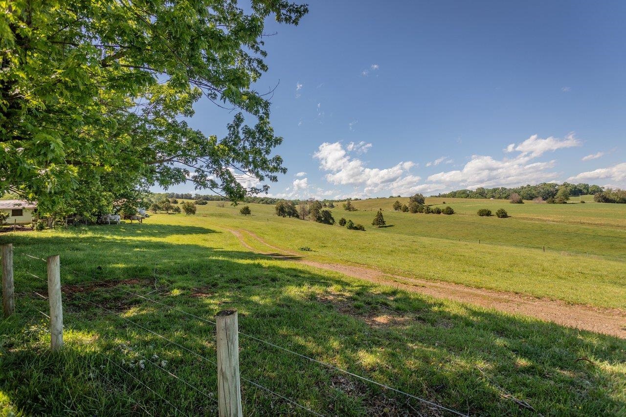 1586 MOSSY CREEK RD, BRIDGEWATER, Virginia 22812, 4 Bedrooms Bedrooms, ,4 BathroomsBathrooms,Residential,1586 MOSSY CREEK RD,677094 MLS # 677094