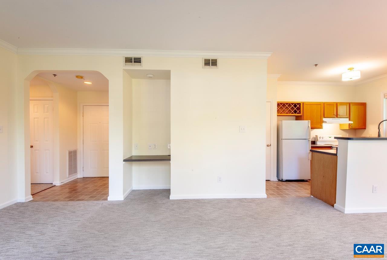 270 RIVERBEND DR, CHARLOTTESVILLE, Virginia 22911, 1 Bedroom Bedrooms, ,1 BathroomBathrooms,Residential,270 RIVERBEND DR,677102 MLS # 677102