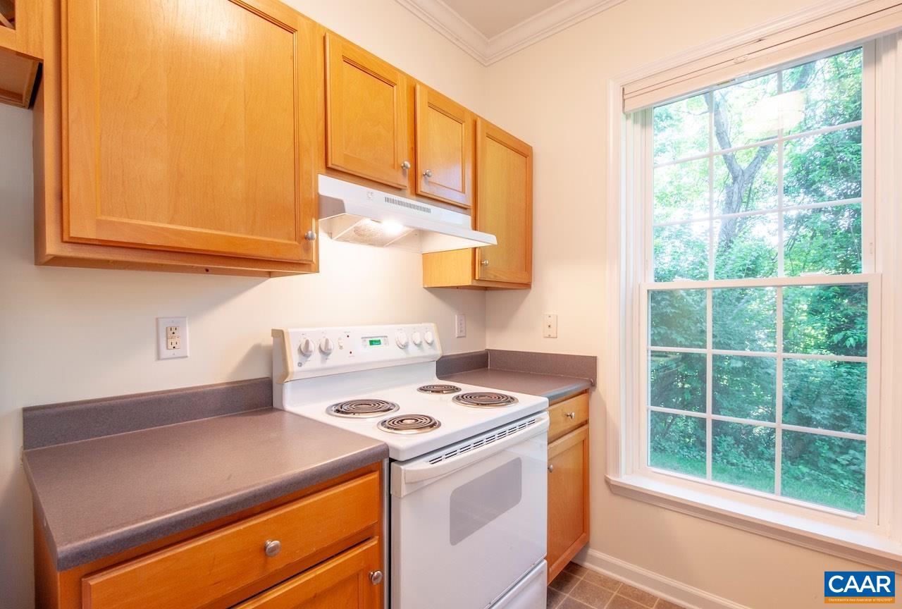 270 RIVERBEND DR, CHARLOTTESVILLE, Virginia 22911, 1 Bedroom Bedrooms, ,1 BathroomBathrooms,Residential,270 RIVERBEND DR,677102 MLS # 677102