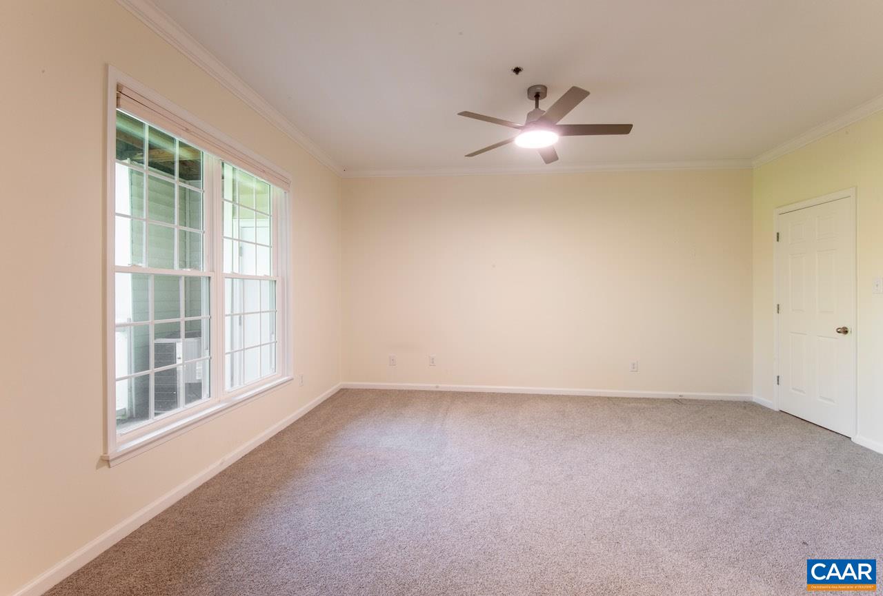 270 RIVERBEND DR, CHARLOTTESVILLE, Virginia 22911, 1 Bedroom Bedrooms, ,1 BathroomBathrooms,Residential,270 RIVERBEND DR,677102 MLS # 677102