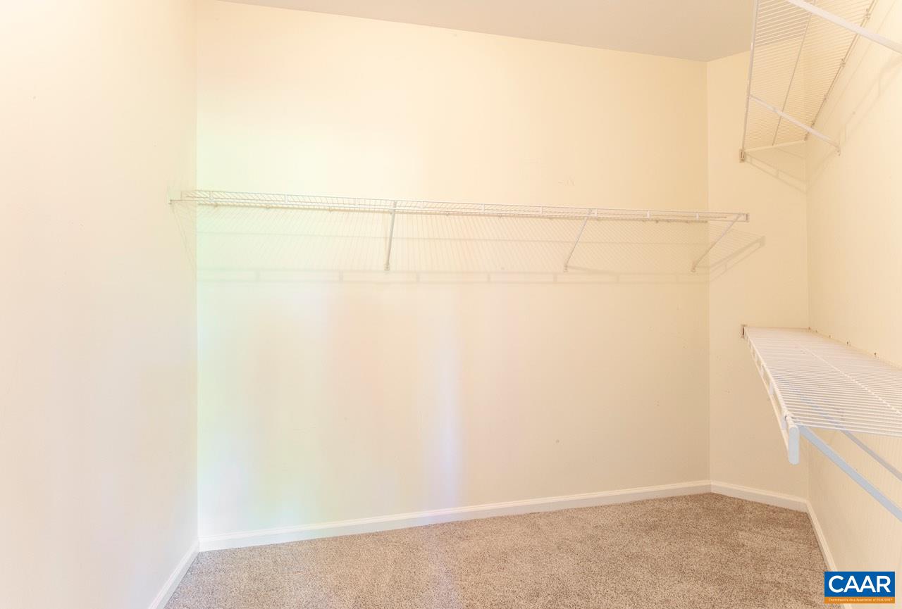 270 RIVERBEND DR, CHARLOTTESVILLE, Virginia 22911, 1 Bedroom Bedrooms, ,1 BathroomBathrooms,Residential,270 RIVERBEND DR,677102 MLS # 677102