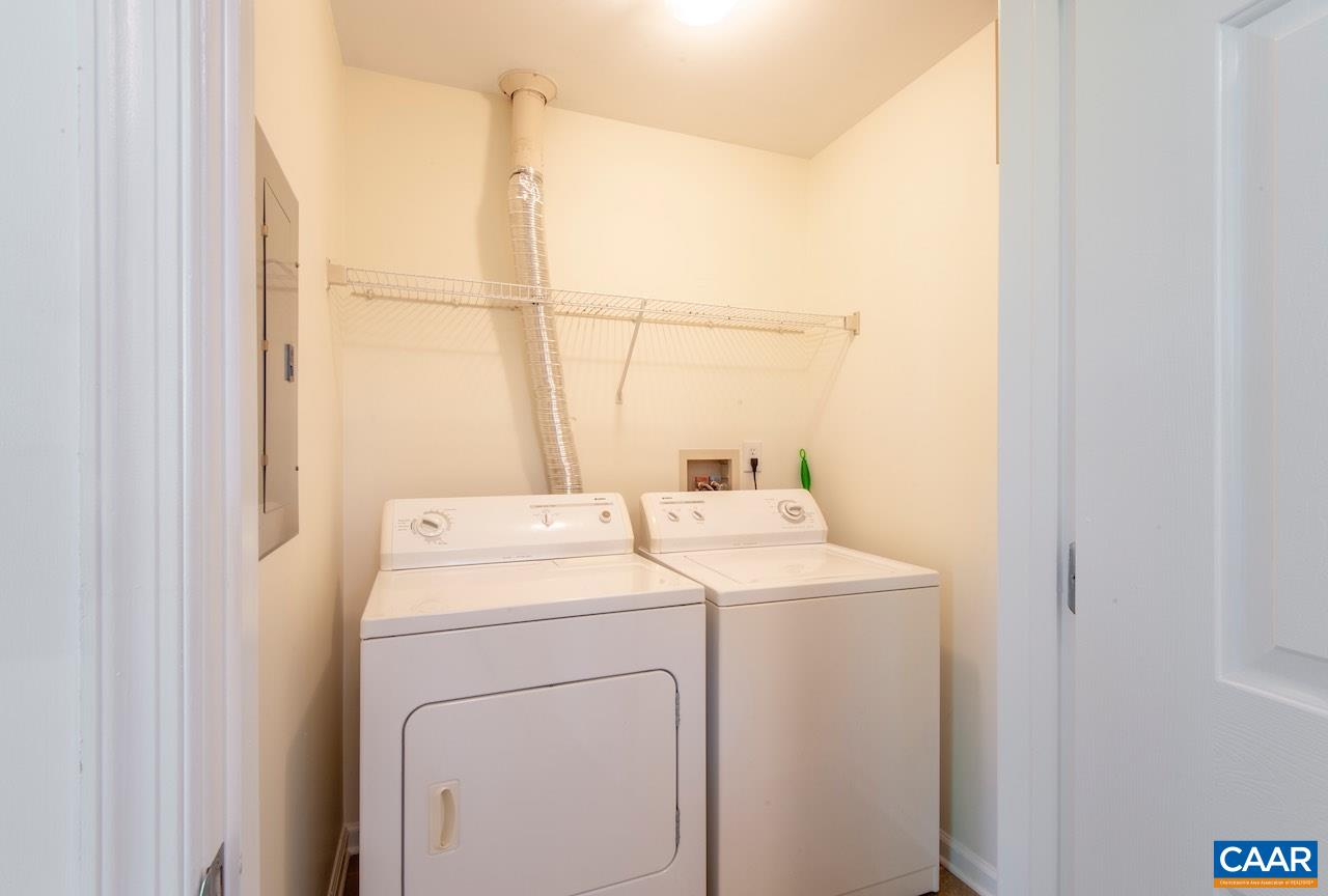270 RIVERBEND DR, CHARLOTTESVILLE, Virginia 22911, 1 Bedroom Bedrooms, ,1 BathroomBathrooms,Residential,270 RIVERBEND DR,677102 MLS # 677102