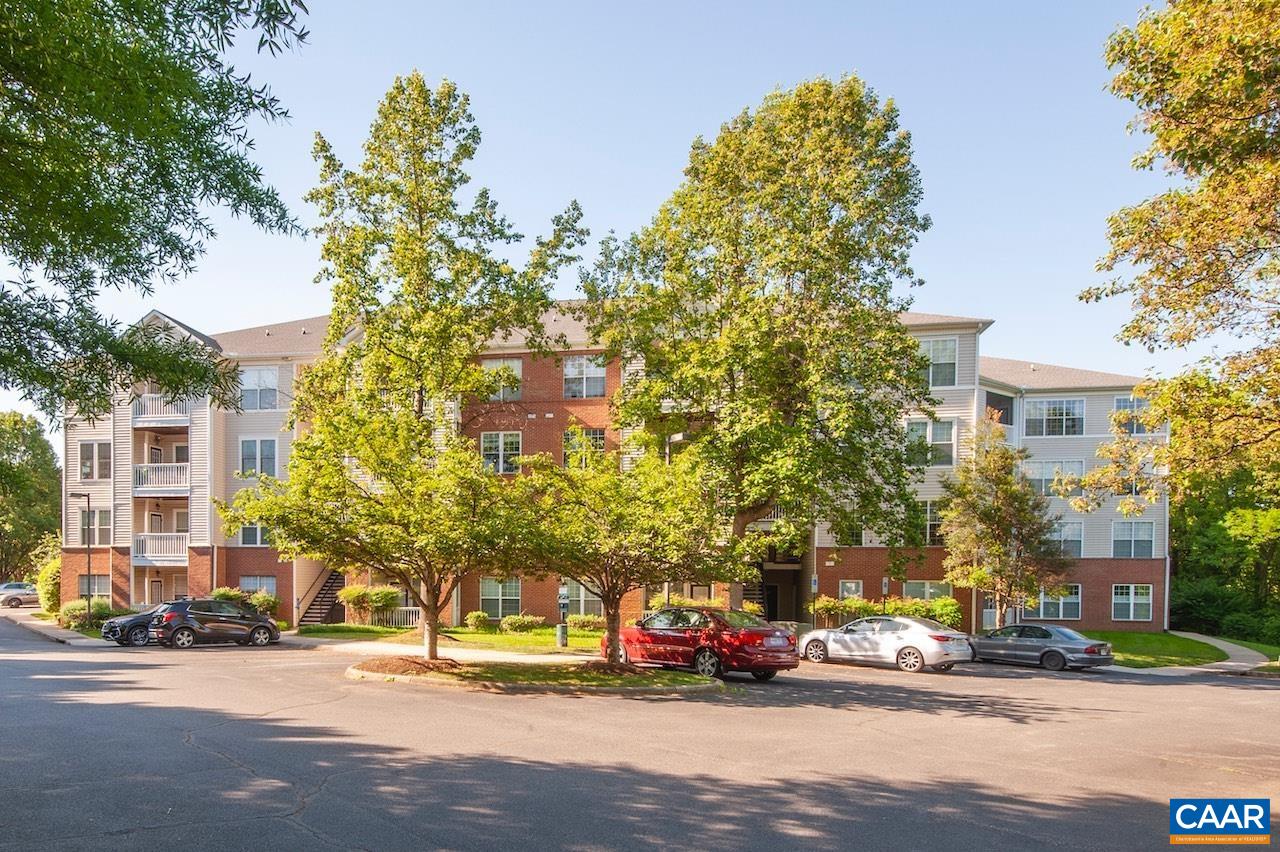 270 RIVERBEND DR, CHARLOTTESVILLE, Virginia 22911, 1 Bedroom Bedrooms, ,1 BathroomBathrooms,Residential,270 RIVERBEND DR,677102 MLS # 677102 270 RIVERBEND DR, CHARLOTTESVILLE, Virginia 22911, 1 Bedroom Bedrooms, ,1 BathroomBathrooms,Residential,270 RIVERBEND DR,677102 MLS # 677102