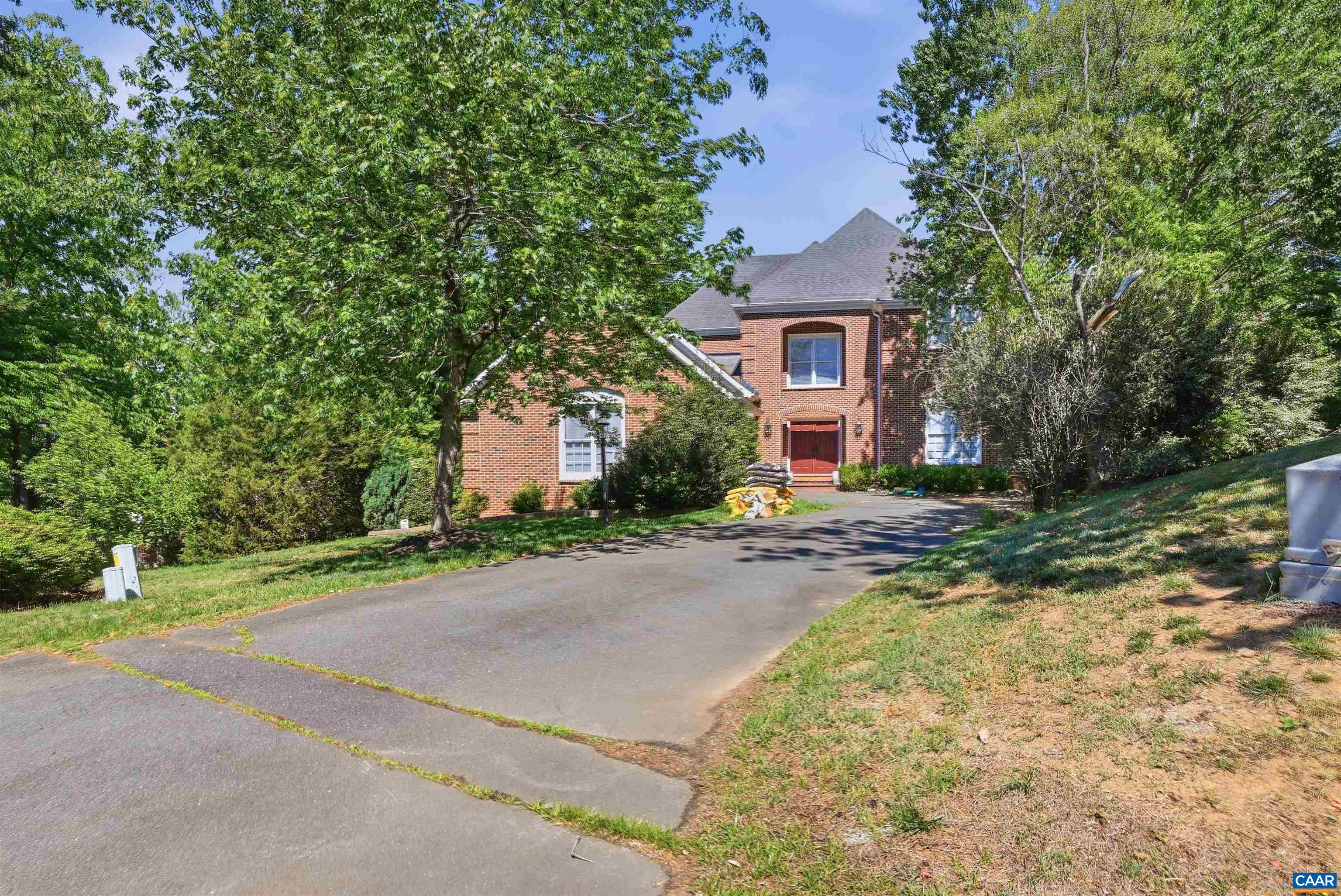 3182 WALLINGFORD LN, KESWICK, Virginia 22947, 4 Bedrooms Bedrooms, ,3 BathroomsBathrooms,Residential,Elegant and Serene,3182 WALLINGFORD LN,677111 MLS # 677111