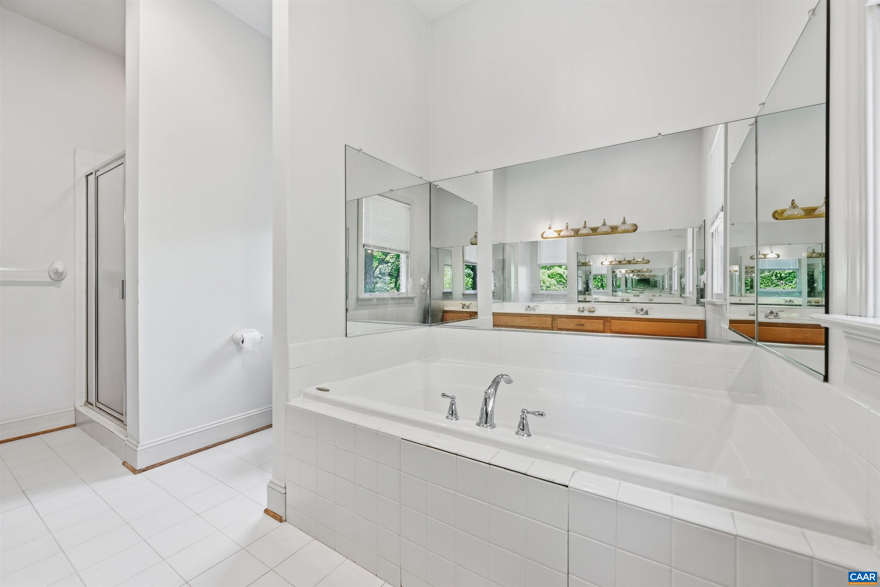 3182 WALLINGFORD LN, KESWICK, Virginia 22947, 4 Bedrooms Bedrooms, ,3 BathroomsBathrooms,Residential,Elegant and Serene,3182 WALLINGFORD LN,677111 MLS # 677111