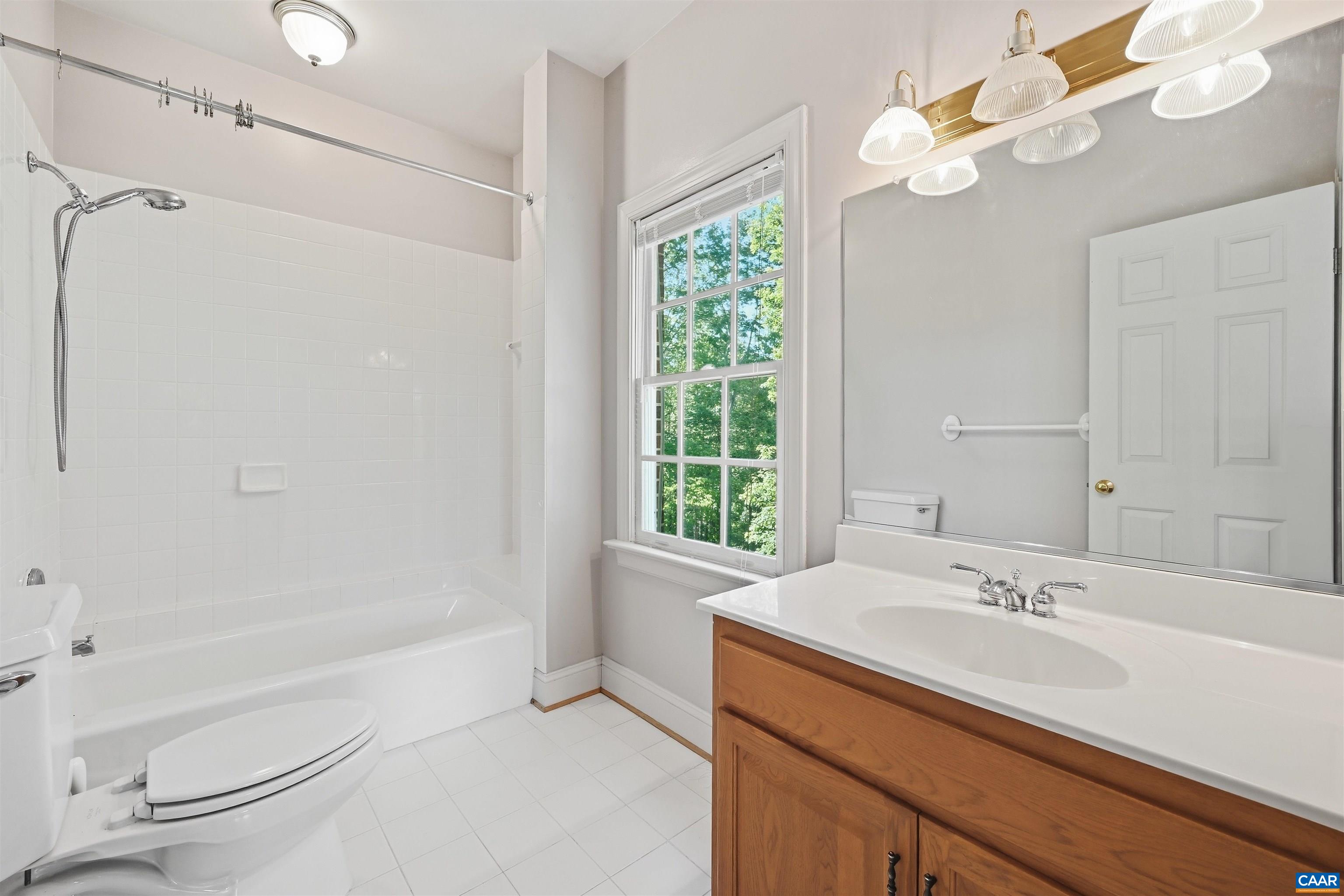 3182 WALLINGFORD LN, KESWICK, Virginia 22947, 4 Bedrooms Bedrooms, ,3 BathroomsBathrooms,Residential,Elegant and Serene,3182 WALLINGFORD LN,677111 MLS # 677111