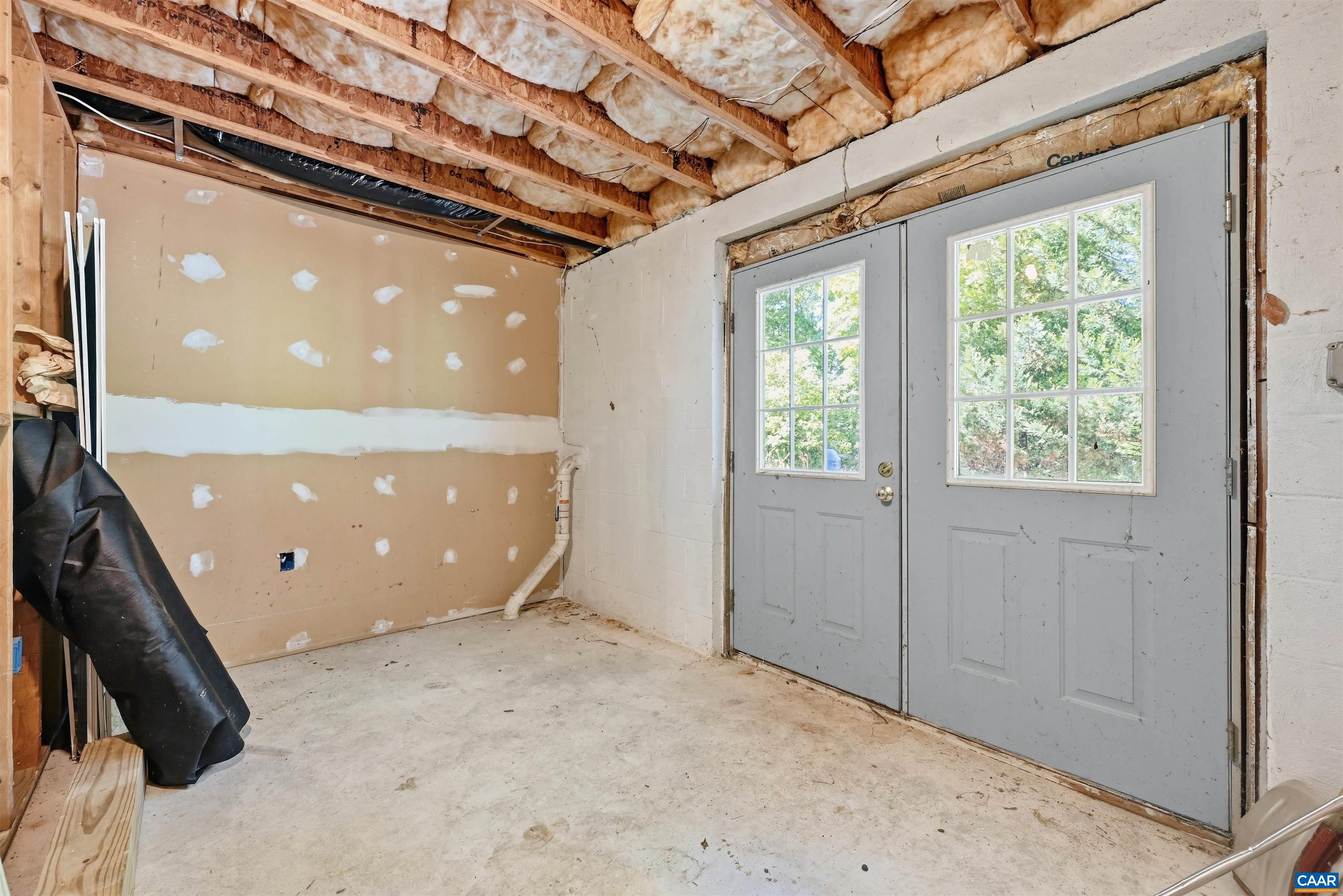 3182 WALLINGFORD LN, KESWICK, Virginia 22947, 4 Bedrooms Bedrooms, ,3 BathroomsBathrooms,Residential,Elegant and Serene,3182 WALLINGFORD LN,677111 MLS # 677111