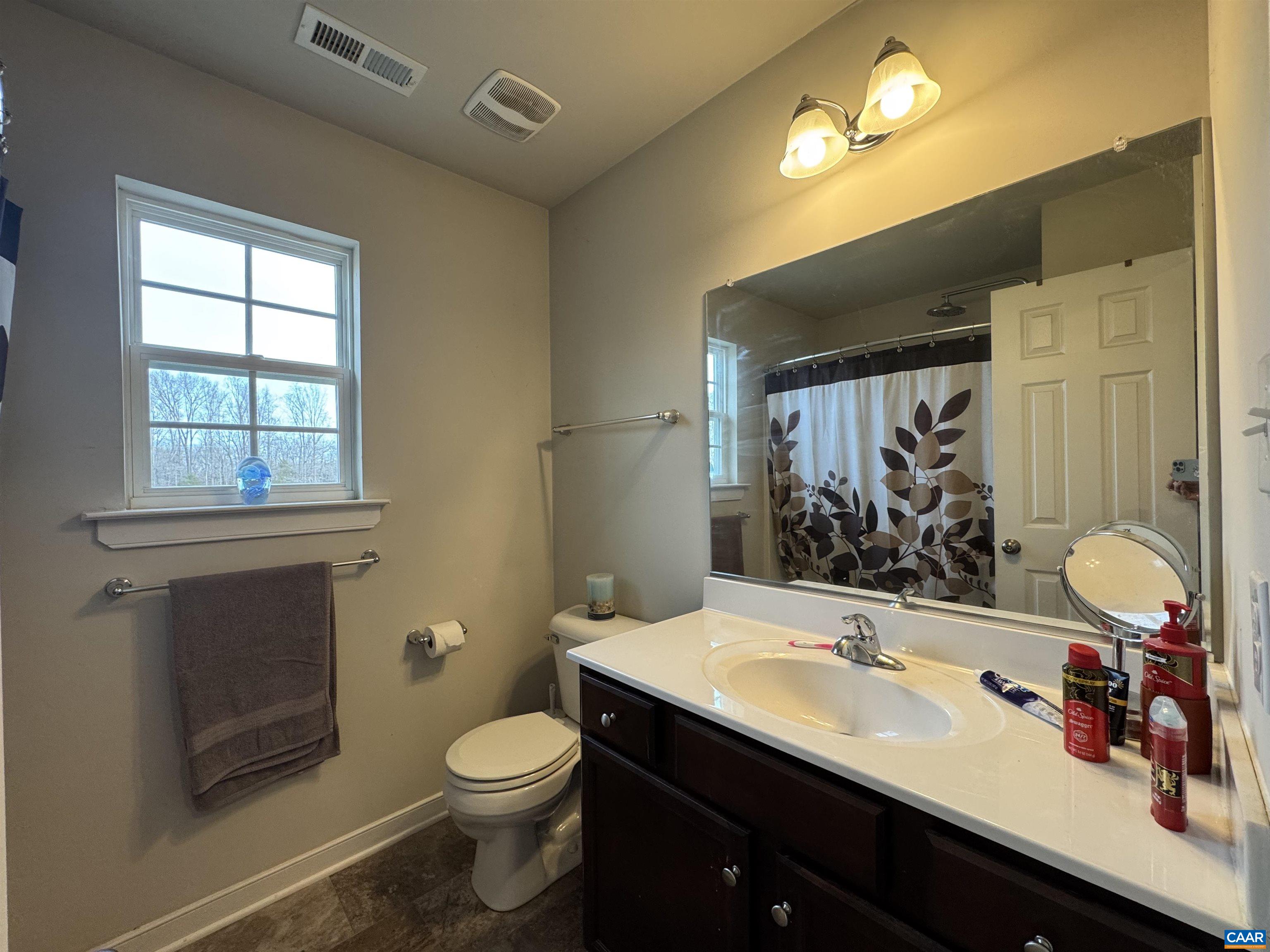 95 SHAUNAH LN, LOUISA, Virginia 23093, 3 Bedrooms Bedrooms, ,2 BathroomsBathrooms,Residential,95 SHAUNAH LN,677114 MLS # 677114