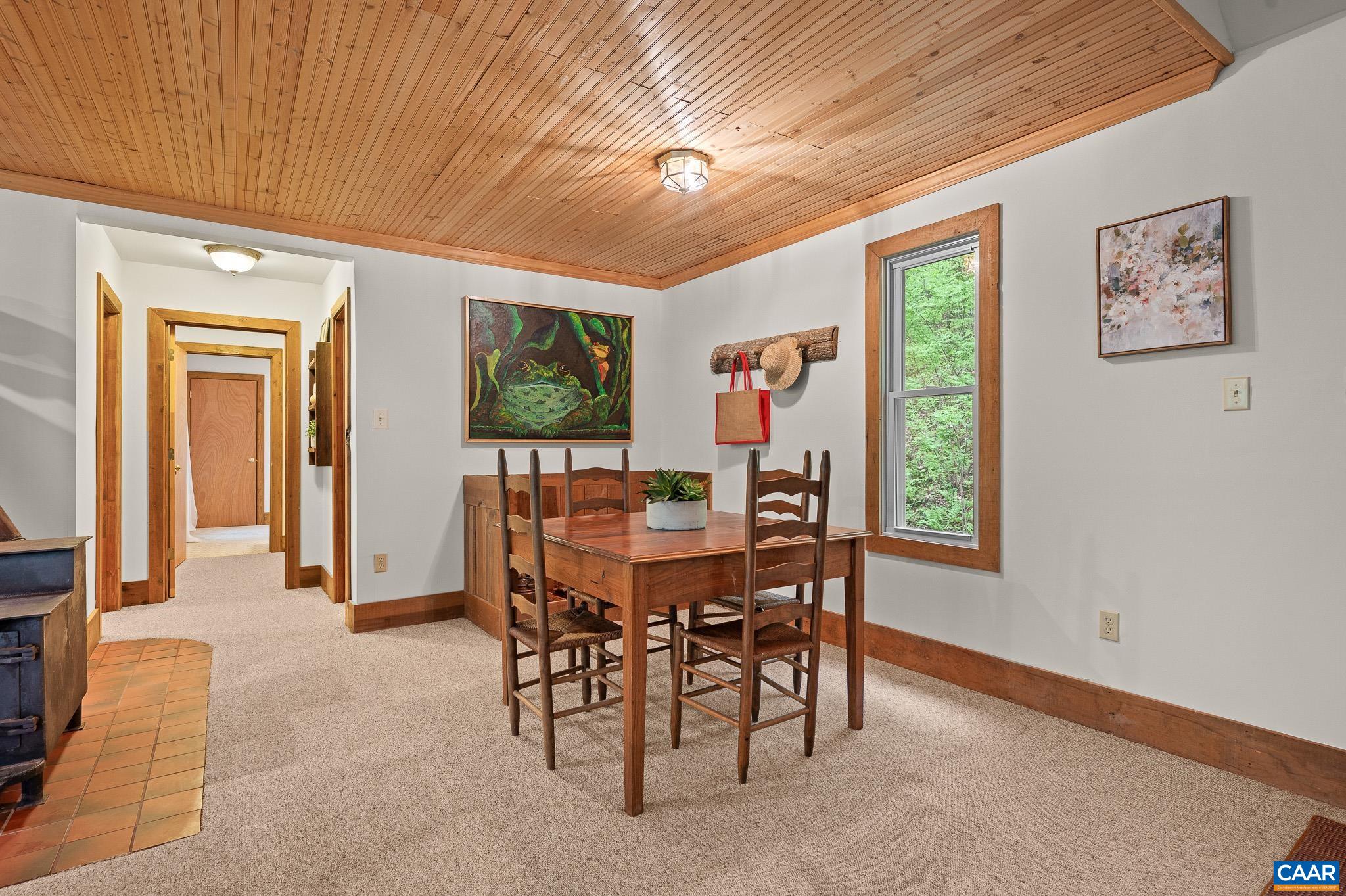 270 LITTLE CABIN RD, AMHERST, Virginia 24521, 2 Bedrooms Bedrooms, ,1 BathroomBathrooms,Residential,270 LITTLE CABIN RD,677120 MLS # 677120