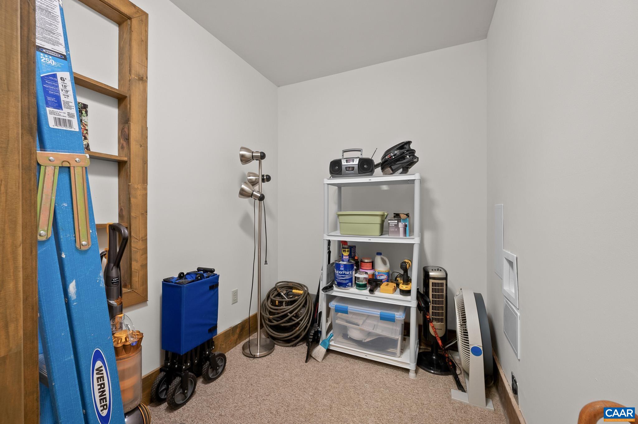 270 LITTLE CABIN RD, AMHERST, Virginia 24521, 2 Bedrooms Bedrooms, ,1 BathroomBathrooms,Residential,270 LITTLE CABIN RD,677120 MLS # 677120