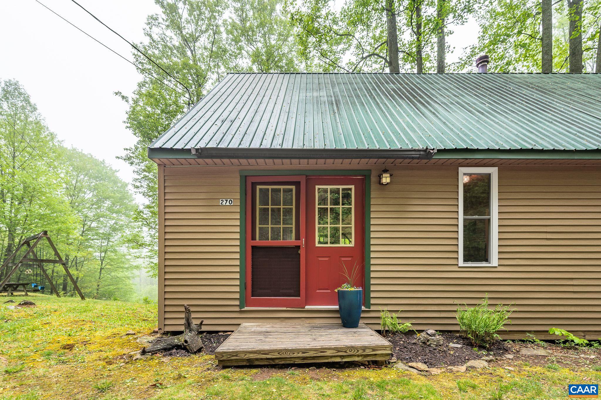270 LITTLE CABIN RD, AMHERST, Virginia 24521, 2 Bedrooms Bedrooms, ,1 BathroomBathrooms,Residential,270 LITTLE CABIN RD,677120 MLS # 677120