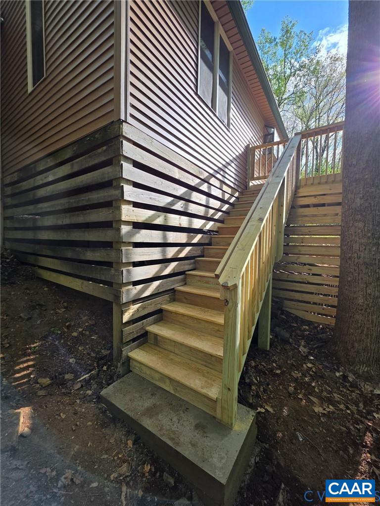 270 LITTLE CABIN RD, AMHERST, Virginia 24521, 2 Bedrooms Bedrooms, ,1 BathroomBathrooms,Residential,270 LITTLE CABIN RD,677120 MLS # 677120