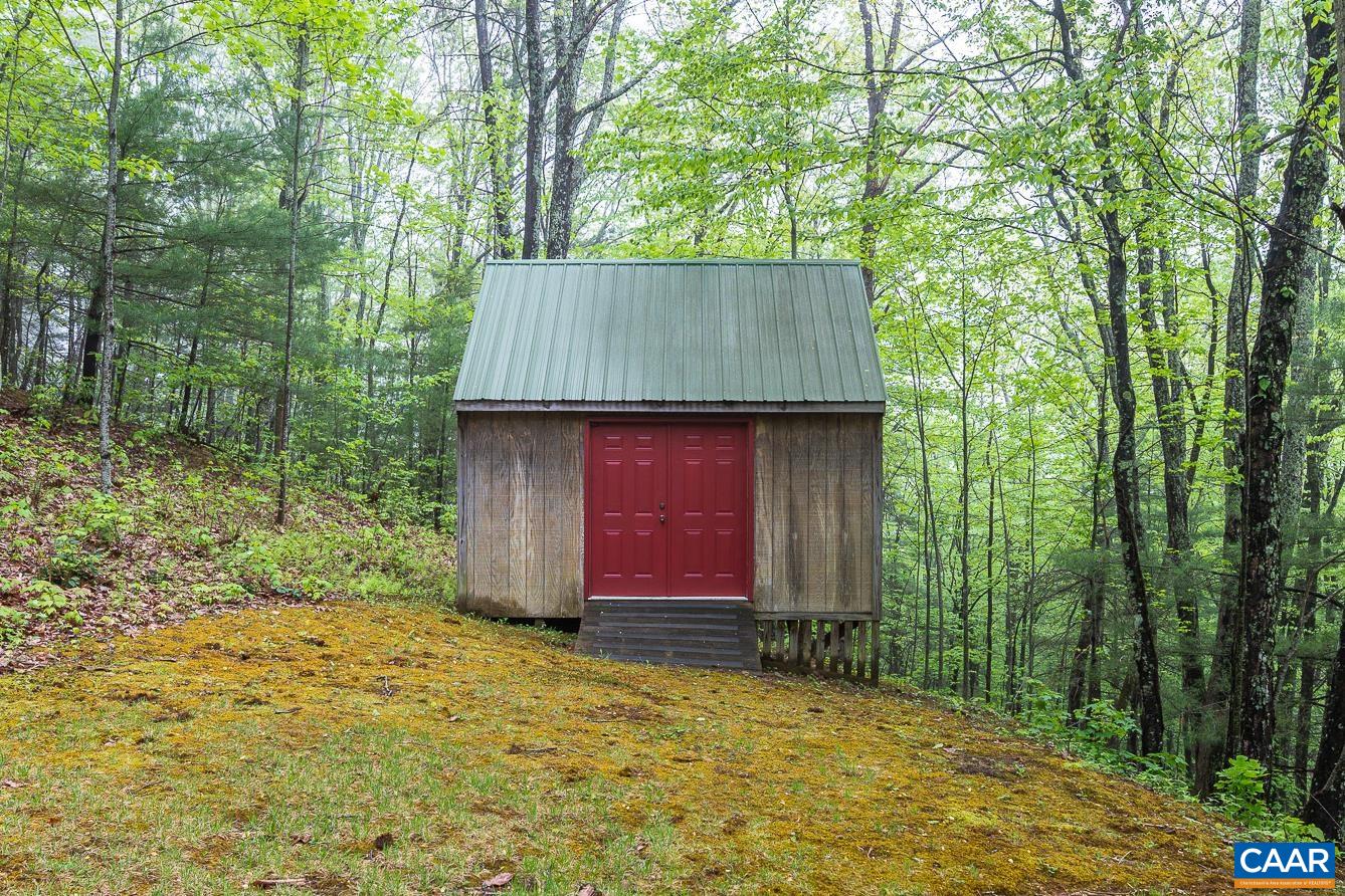 270 LITTLE CABIN RD, AMHERST, Virginia 24521, 2 Bedrooms Bedrooms, ,1 BathroomBathrooms,Residential,270 LITTLE CABIN RD,677120 MLS # 677120