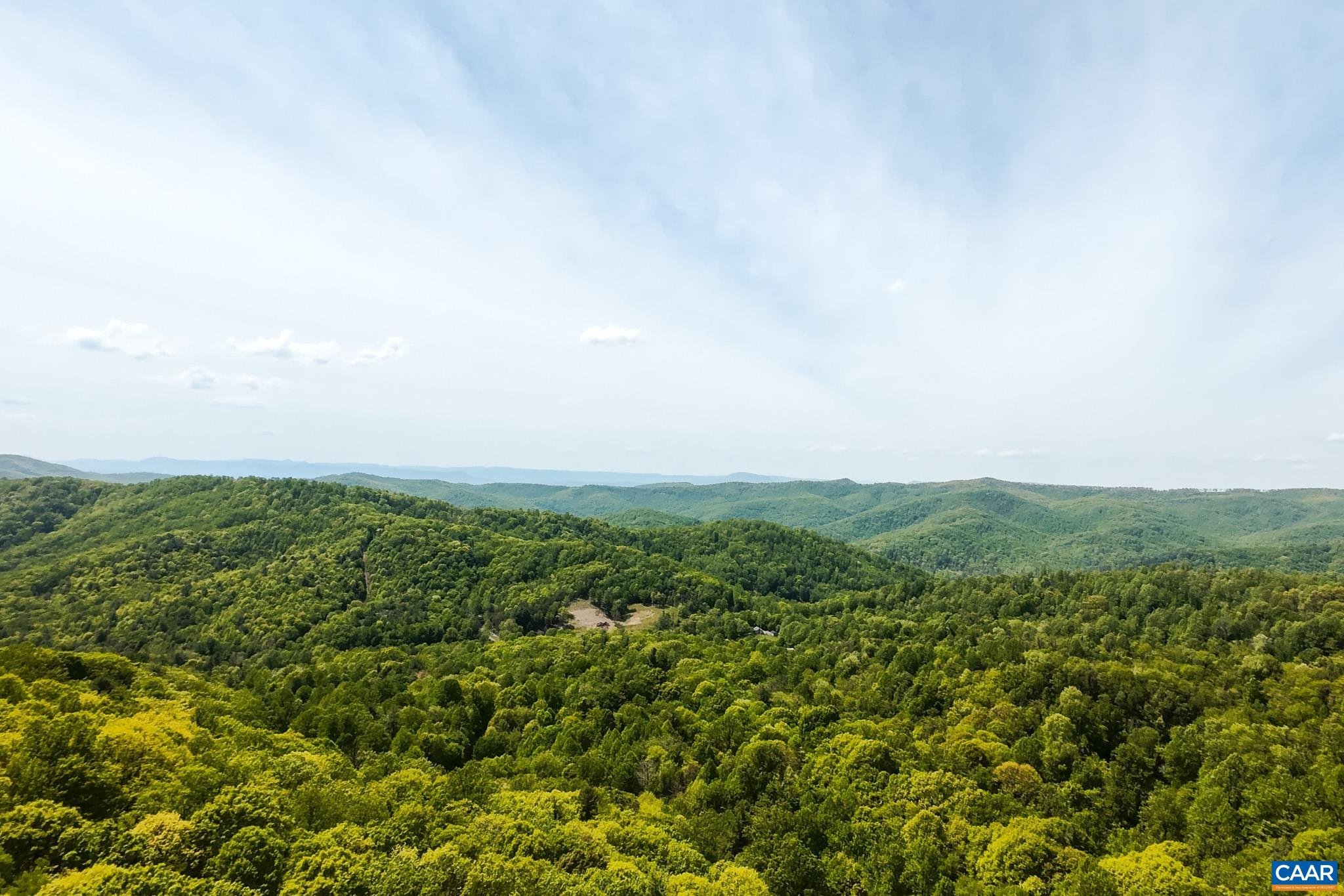 270 LITTLE CABIN RD, AMHERST, Virginia 24521, 2 Bedrooms Bedrooms, ,1 BathroomBathrooms,Residential,270 LITTLE CABIN RD,677120 MLS # 677120