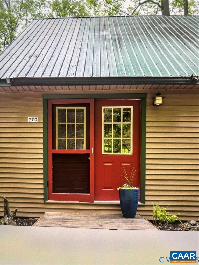 270 LITTLE CABIN RD, AMHERST, Virginia 24521, 2 Bedrooms Bedrooms, ,1 BathroomBathrooms,Residential,270 LITTLE CABIN RD,677120 MLS # 677120
