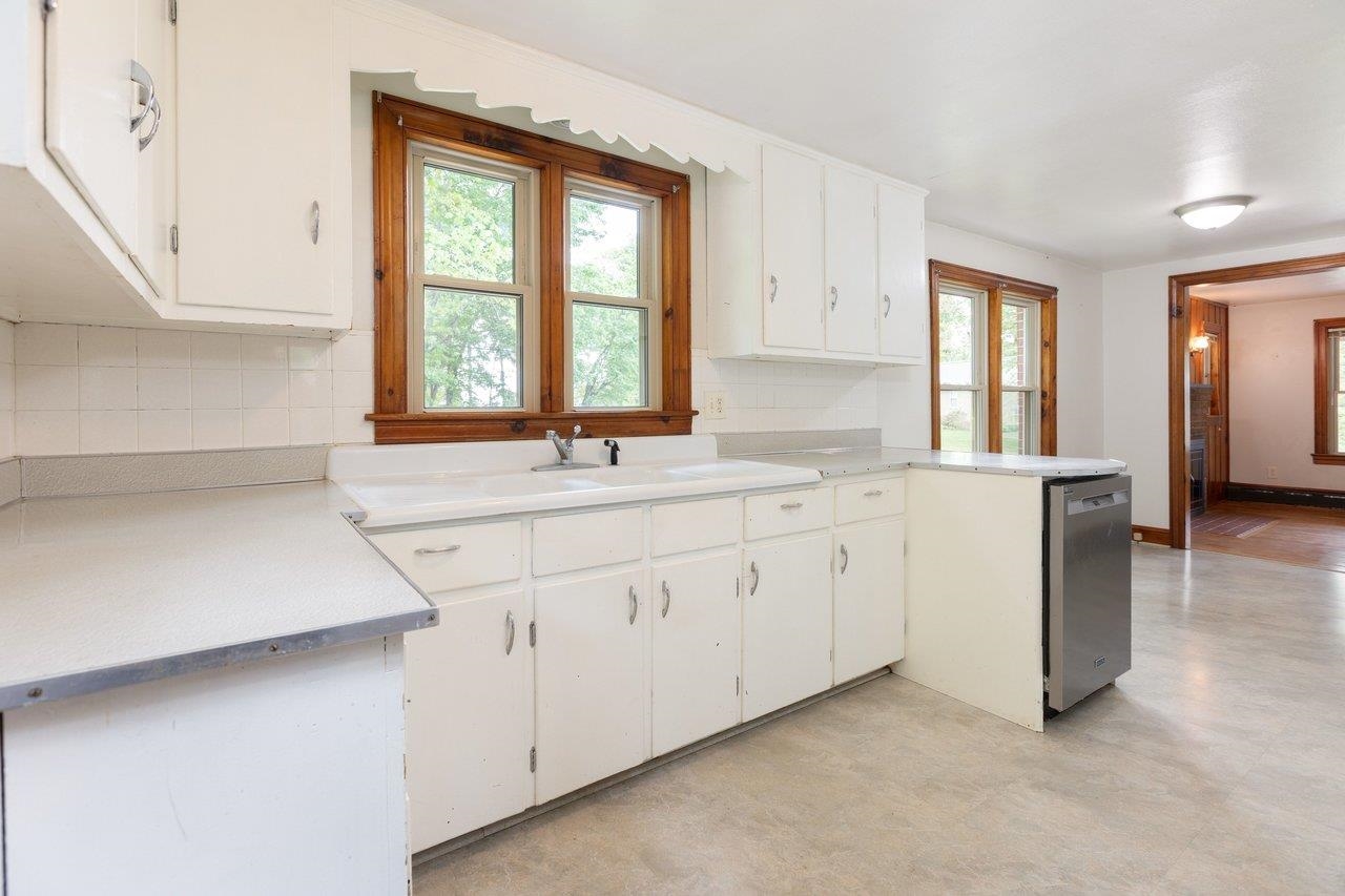 547 GRINDSTONE RD, BRIDGEWATER, Virginia 22812, 3 Bedrooms Bedrooms, ,1 BathroomBathrooms,Residential,547 GRINDSTONE RD,677121 MLS # 677121