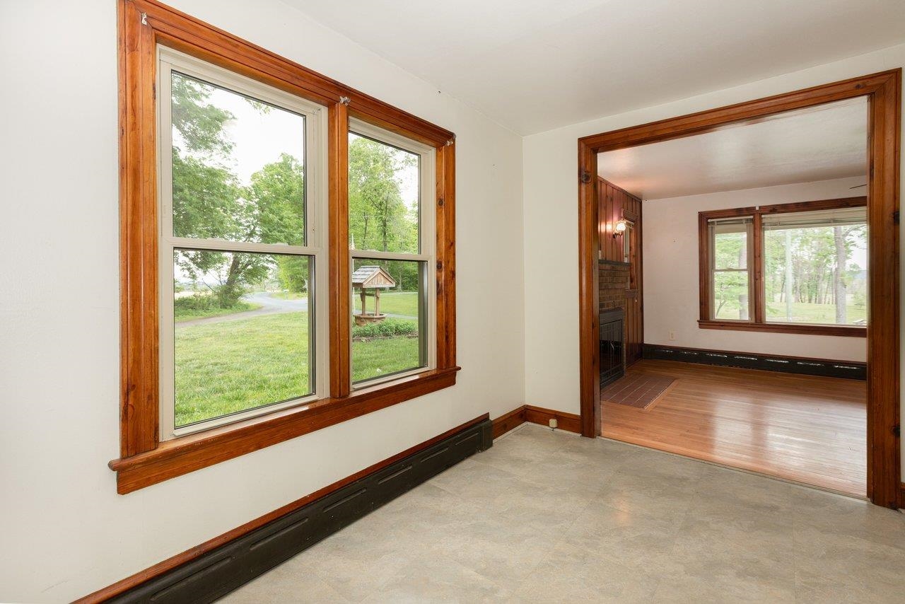 547 GRINDSTONE RD, BRIDGEWATER, Virginia 22812, 3 Bedrooms Bedrooms, ,1 BathroomBathrooms,Residential,547 GRINDSTONE RD,677121 MLS # 677121