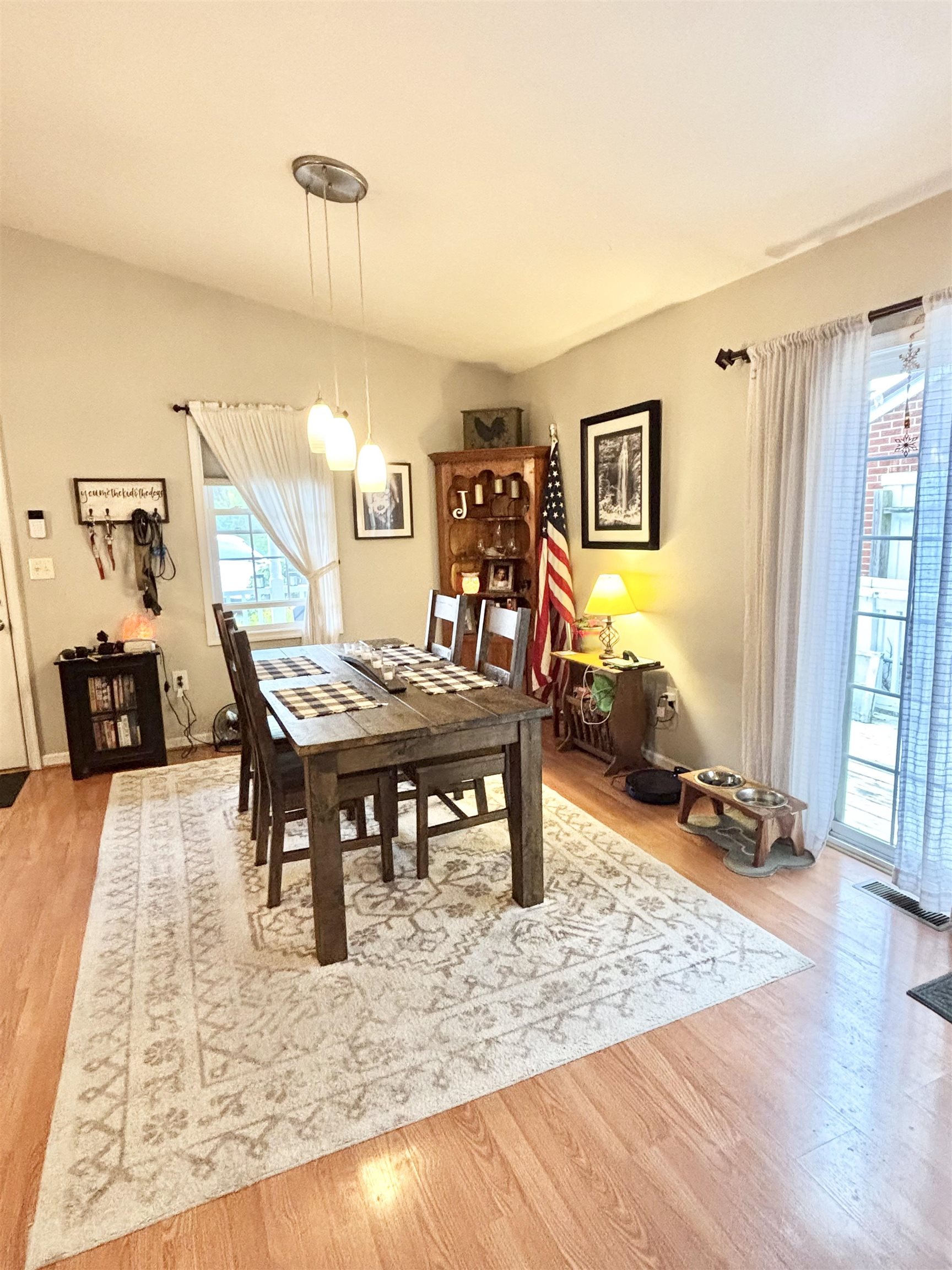 341A CAMPBELL ST, STAUNTON, Virginia 24401, 3 Bedrooms Bedrooms, ,2 BathroomsBathrooms,Residential,Long,341A CAMPBELL ST,677123 MLS # 677123
