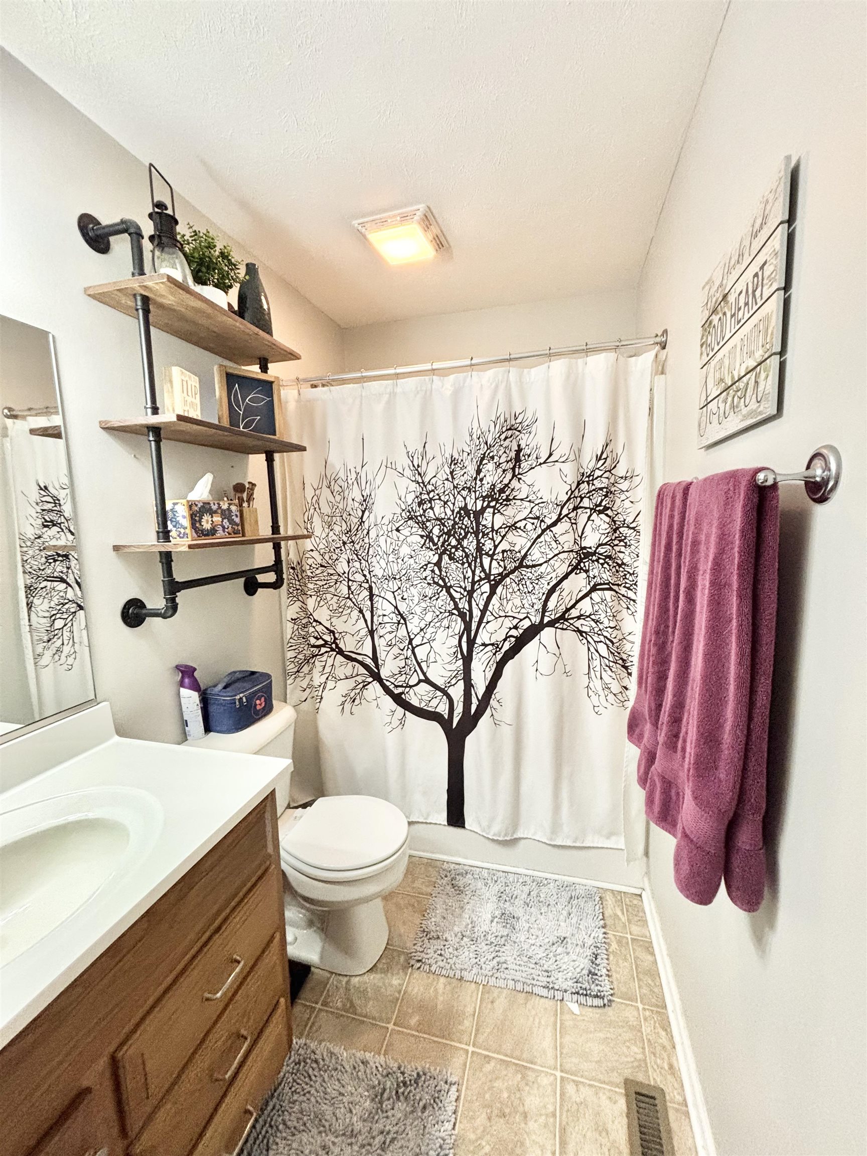 341A CAMPBELL ST, STAUNTON, Virginia 24401, 3 Bedrooms Bedrooms, ,2 BathroomsBathrooms,Residential,Long,341A CAMPBELL ST,677123 MLS # 677123