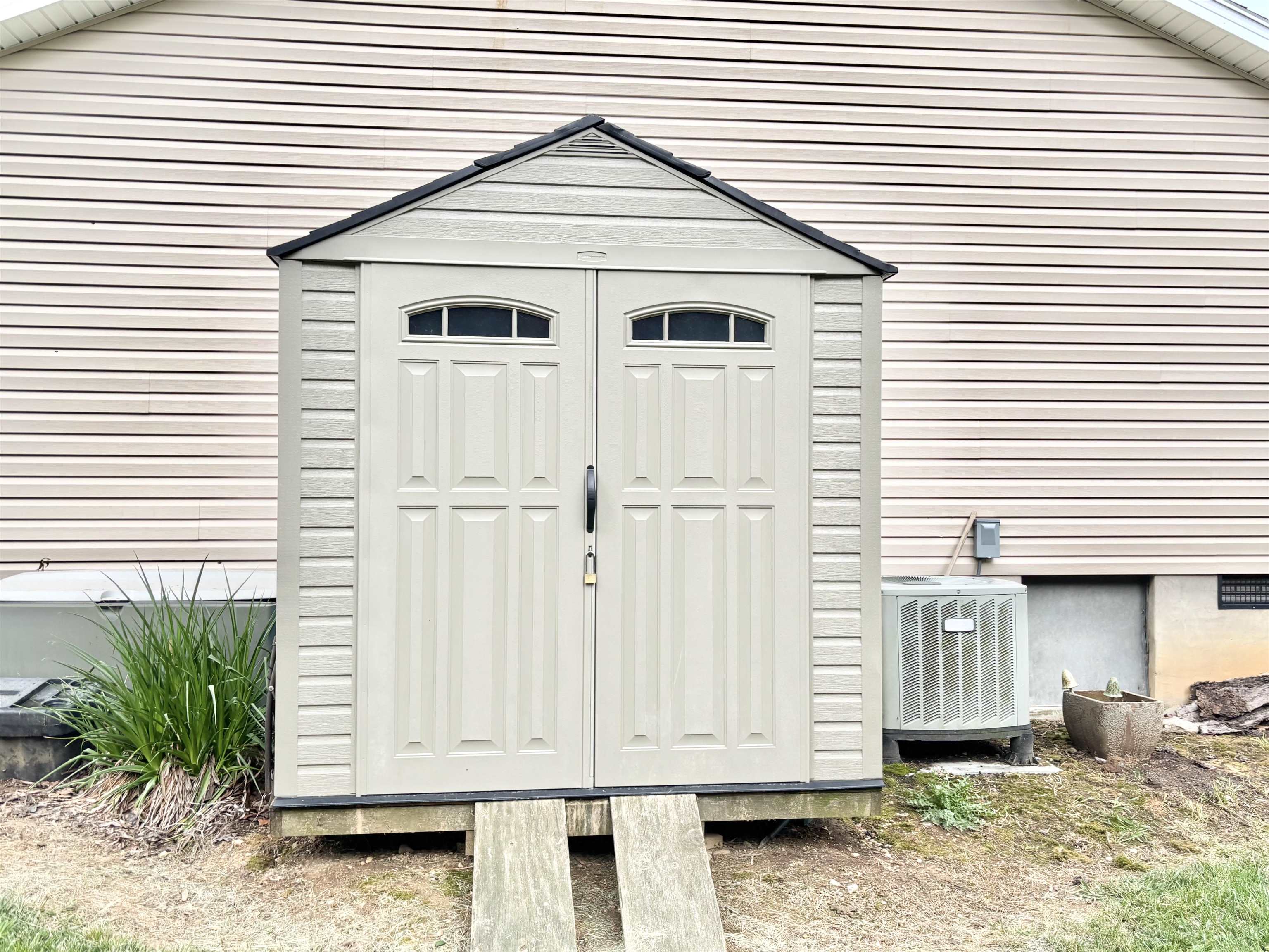 341A CAMPBELL ST, STAUNTON, Virginia 24401, 3 Bedrooms Bedrooms, ,2 BathroomsBathrooms,Residential,Long,341A CAMPBELL ST,677123 MLS # 677123