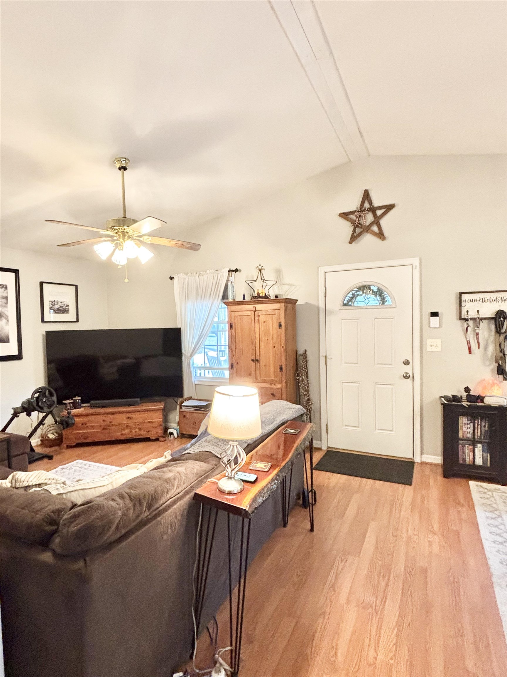 341A CAMPBELL ST, STAUNTON, Virginia 24401, 3 Bedrooms Bedrooms, ,2 BathroomsBathrooms,Residential,Long,341A CAMPBELL ST,677123 MLS # 677123