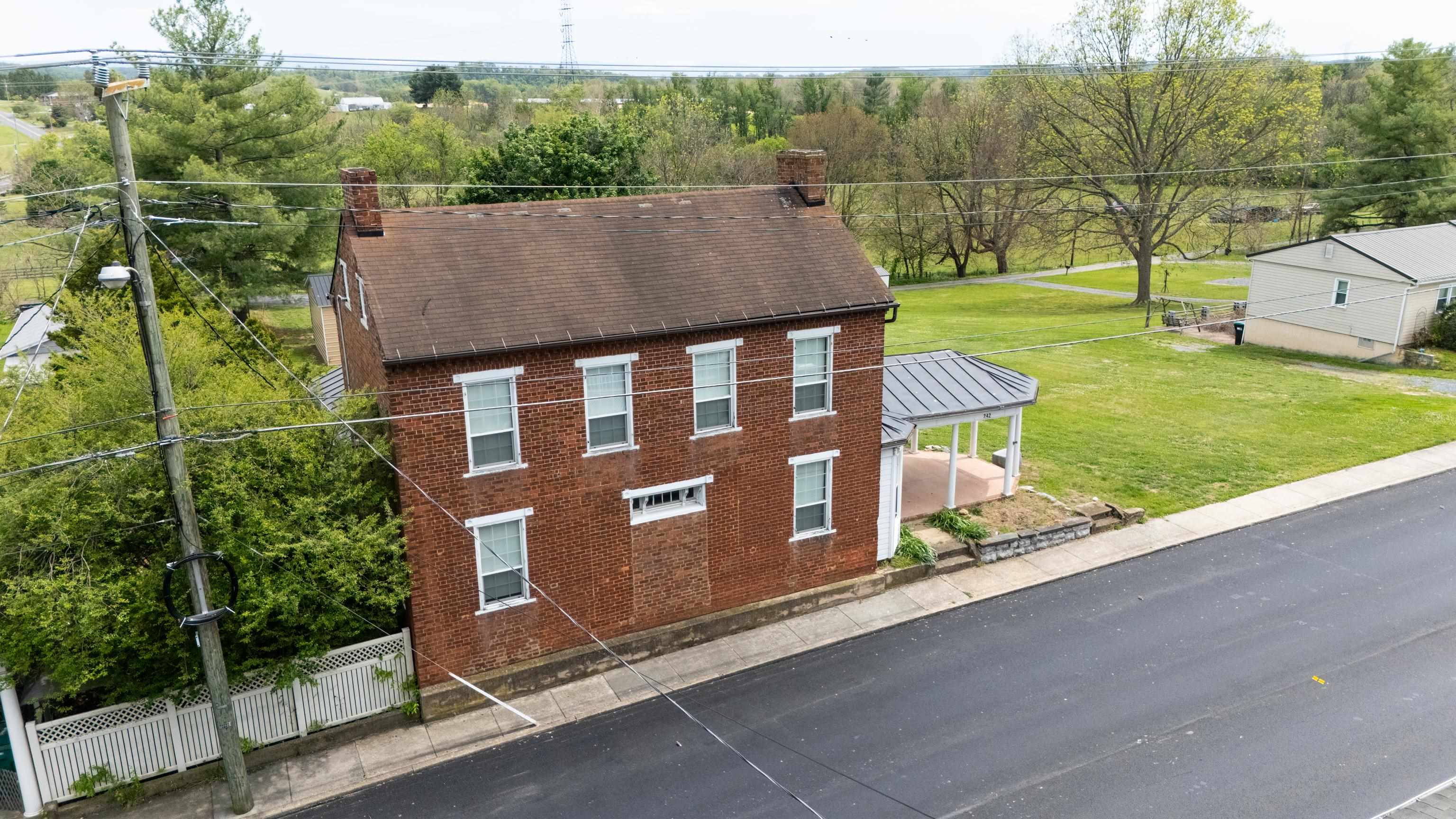 242 S MAIN ST, MOUNT CRAWFORD, Virginia 22841, 3 Bedrooms Bedrooms, ,2 BathroomsBathrooms,Residential,242 S MAIN ST,677124 MLS # 677124