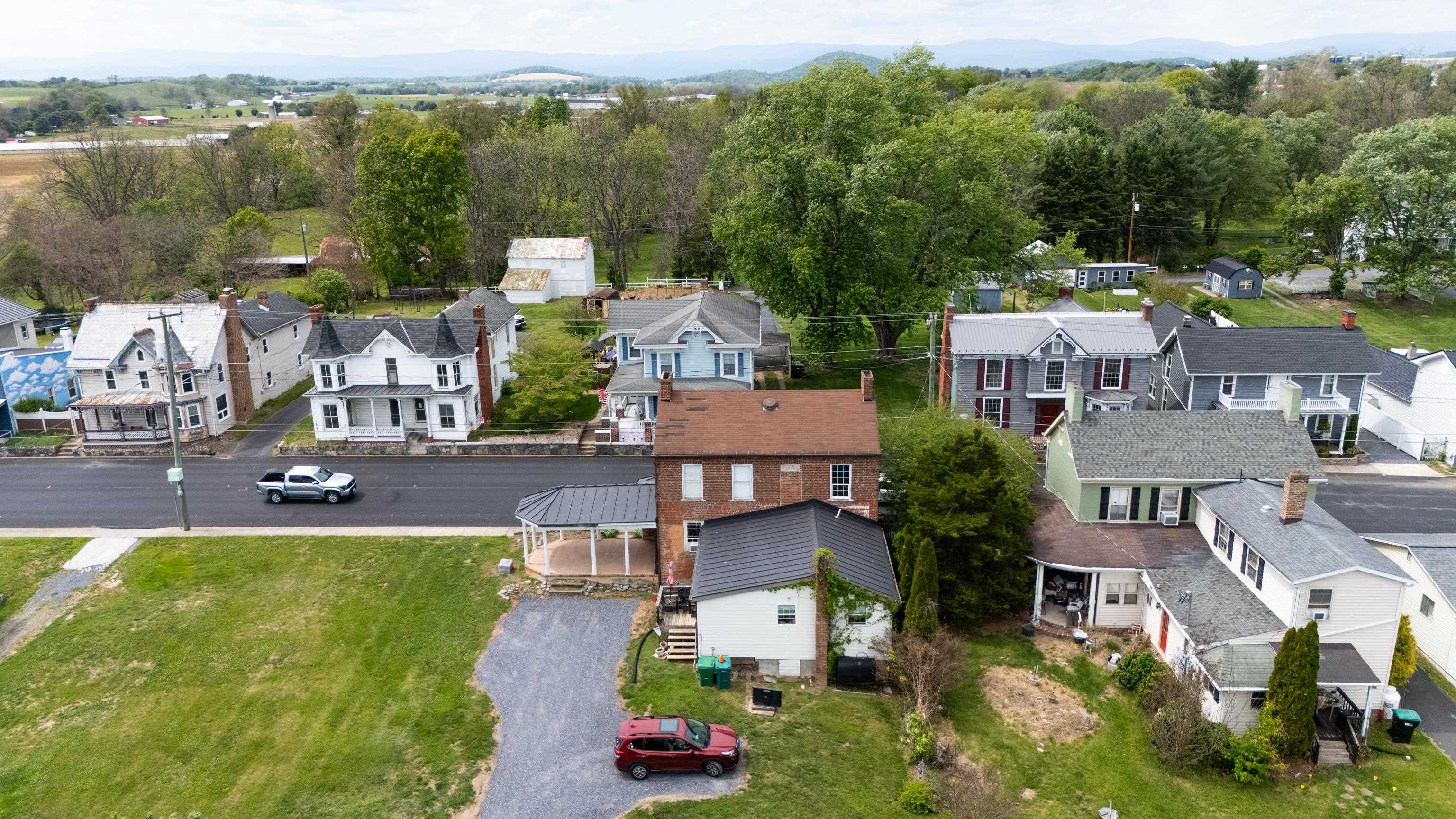 242 S MAIN ST, MOUNT CRAWFORD, Virginia 22841, 3 Bedrooms Bedrooms, ,2 BathroomsBathrooms,Residential,242 S MAIN ST,677124 MLS # 677124