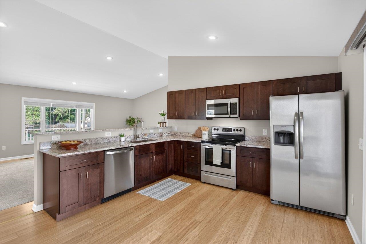 357 W SPRINGBROOK RD, BROADWAY, Virginia 22815, 3 Bedrooms Bedrooms, ,2 BathroomsBathrooms,Residential,357 W SPRINGBROOK RD,677127 MLS # 677127