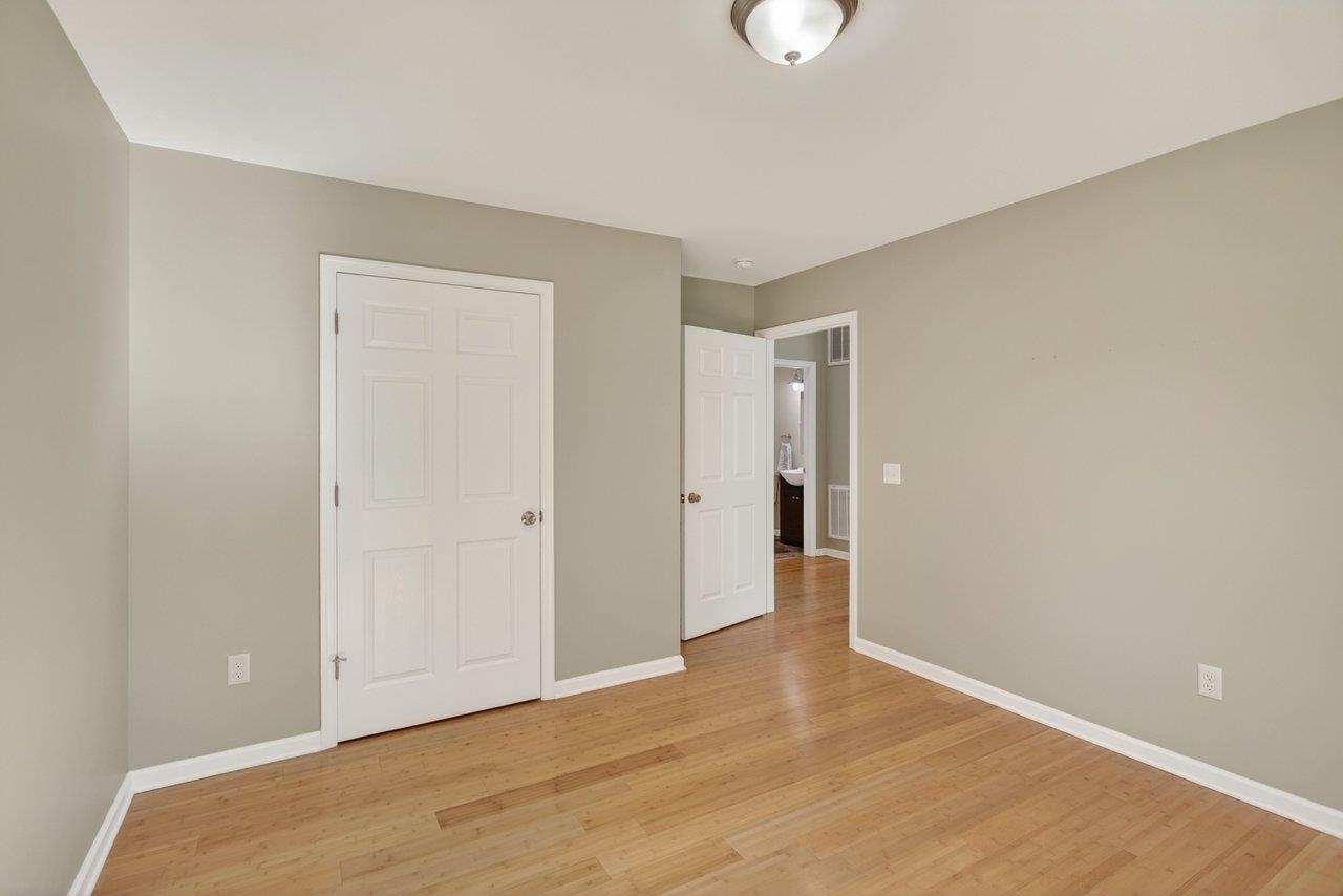 357 W SPRINGBROOK RD, BROADWAY, Virginia 22815, 3 Bedrooms Bedrooms, ,2 BathroomsBathrooms,Residential,357 W SPRINGBROOK RD,677127 MLS # 677127