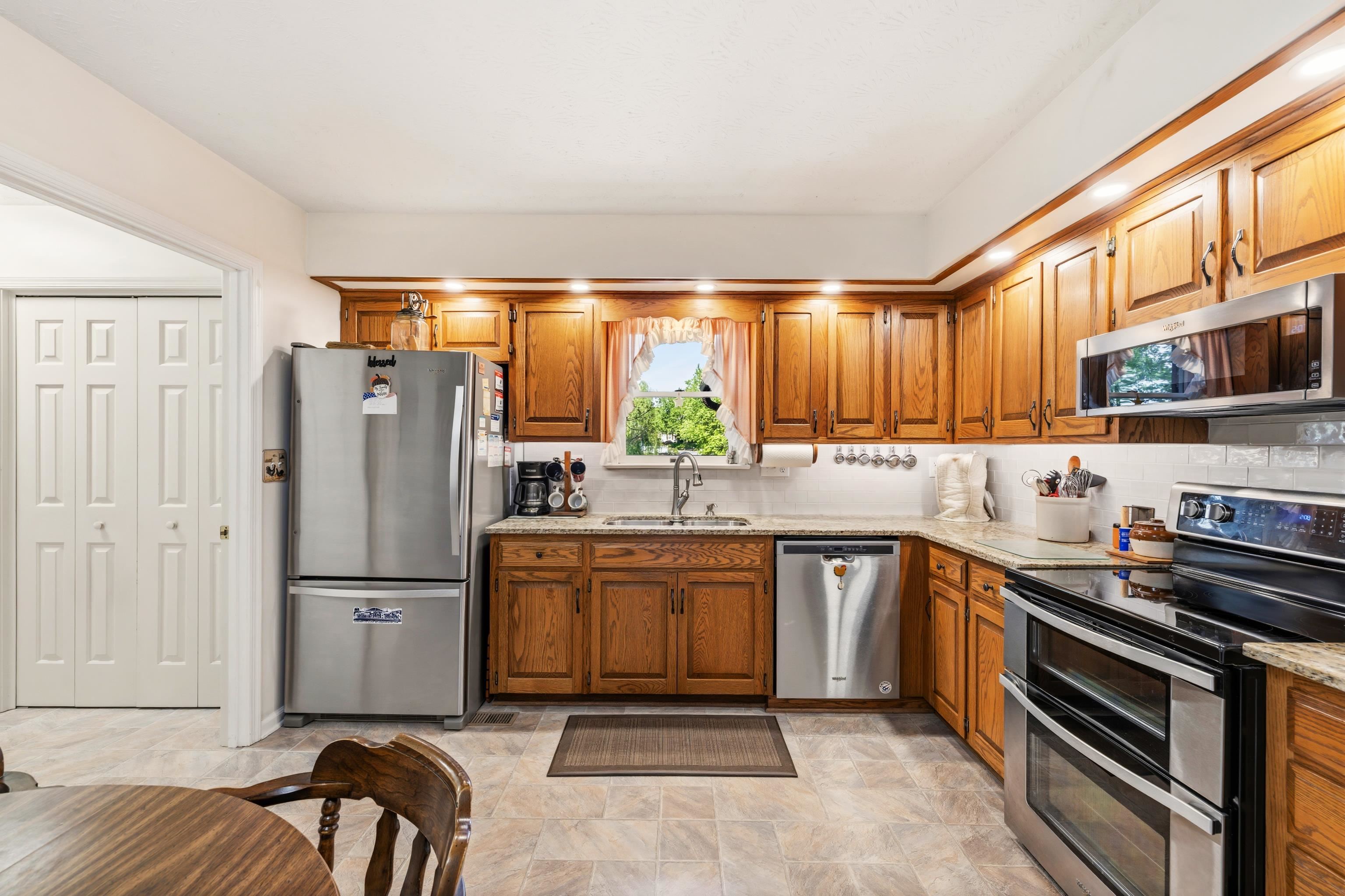 312 VICTORIA DR, BRIDGEWATER, Virginia 22812, 3 Bedrooms Bedrooms, ,3 BathroomsBathrooms,Residential,312 VICTORIA DR,677129 MLS # 677129