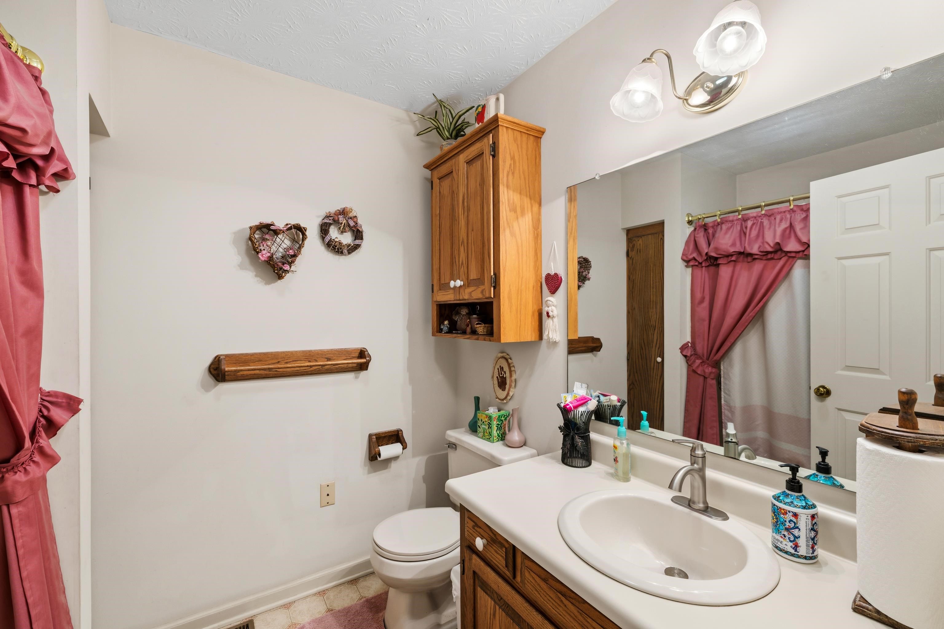 312 VICTORIA DR, BRIDGEWATER, Virginia 22812, 3 Bedrooms Bedrooms, ,3 BathroomsBathrooms,Residential,312 VICTORIA DR,677129 MLS # 677129