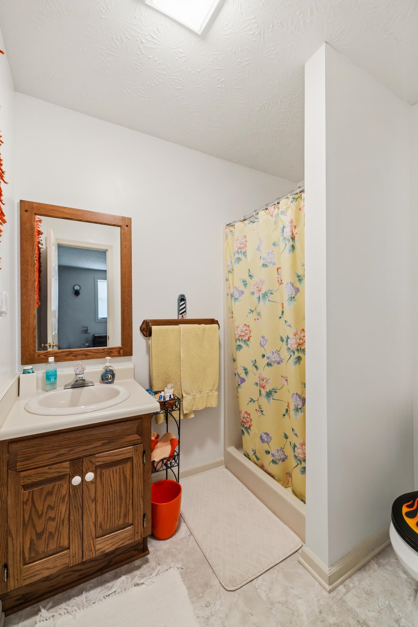 312 VICTORIA DR, BRIDGEWATER, Virginia 22812, 3 Bedrooms Bedrooms, ,3 BathroomsBathrooms,Residential,312 VICTORIA DR,677129 MLS # 677129