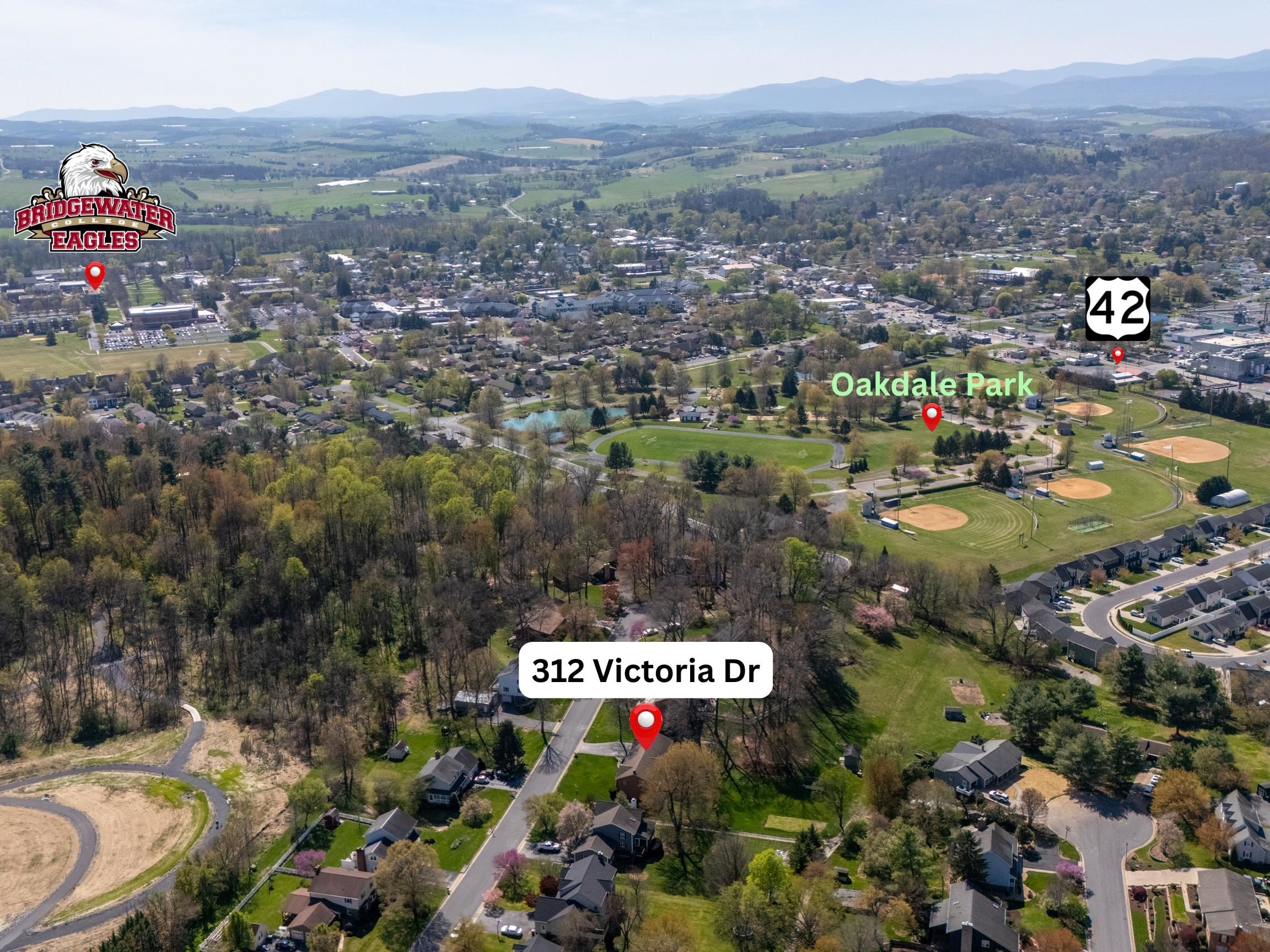312 VICTORIA DR, BRIDGEWATER, Virginia 22812, 3 Bedrooms Bedrooms, ,3 BathroomsBathrooms,Residential,312 VICTORIA DR,677129 MLS # 677129