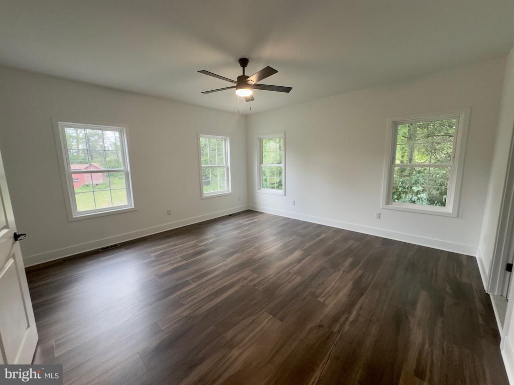 10674 RIXEYVILLE RD, CULPEPER, Virginia 22701, 3 Bedrooms Bedrooms, ,2 BathroomsBathrooms,Residential,10674 RIXEYVILLE RD,VACU2011968 MLS # VACU2011968