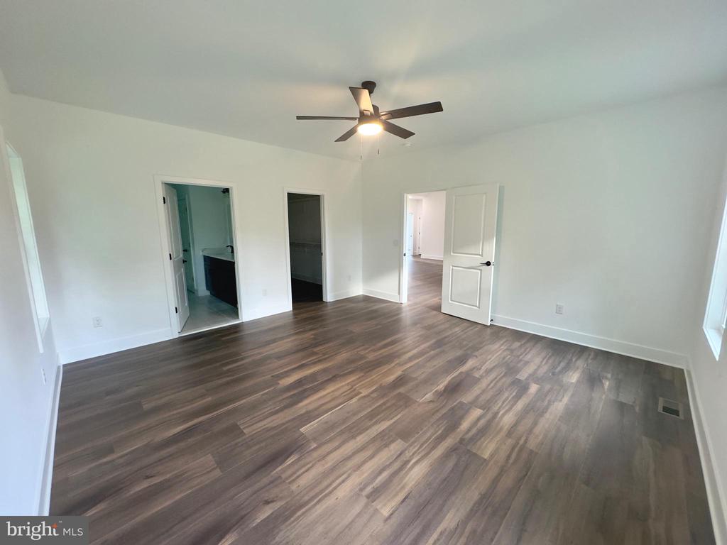 10674 RIXEYVILLE RD, CULPEPER, Virginia 22701, 3 Bedrooms Bedrooms, ,2 BathroomsBathrooms,Residential,10674 RIXEYVILLE RD,VACU2011968 MLS # VACU2011968