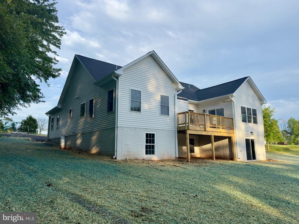 10674 RIXEYVILLE RD, CULPEPER, Virginia 22701, 3 Bedrooms Bedrooms, ,2 BathroomsBathrooms,Residential,10674 RIXEYVILLE RD,VACU2011968 MLS # VACU2011968