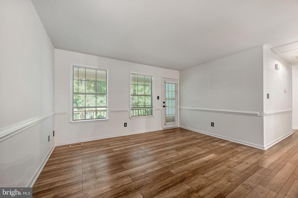 10907 CRESTWOOD DR, SPOTSYLVANIA, Virginia 22553, 3 Bedrooms Bedrooms, ,2 BathroomsBathrooms,Residential,10907 CRESTWOOD DR,VASP2037904 MLS # VASP2037904