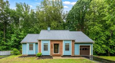 10907 CRESTWOOD DR, SPOTSYLVANIA, Virginia 22553, 3 Bedrooms Bedrooms, ,2 BathroomsBathrooms,Residential,10907 CRESTWOOD DR,VASP2037904 MLS # VASP2037904