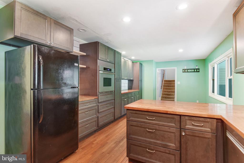 7199 MILL RUN DR, WARRENTON, Virginia 20187, 3 Bedrooms Bedrooms, ,3 BathroomsBathrooms,Residential,7199 MILL RUN DR,VAFQ2021512 MLS # VAFQ2021512