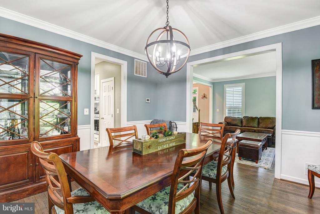 5200 SWAIN DR, WARRENTON, Virginia 20187, 4 Bedrooms Bedrooms, ,2 BathroomsBathrooms,Residential,5200 SWAIN DR,VAFQ2021516 MLS # VAFQ2021516