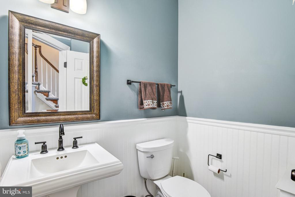 5200 SWAIN DR, WARRENTON, Virginia 20187, 4 Bedrooms Bedrooms, ,2 BathroomsBathrooms,Residential,5200 SWAIN DR,VAFQ2021516 MLS # VAFQ2021516