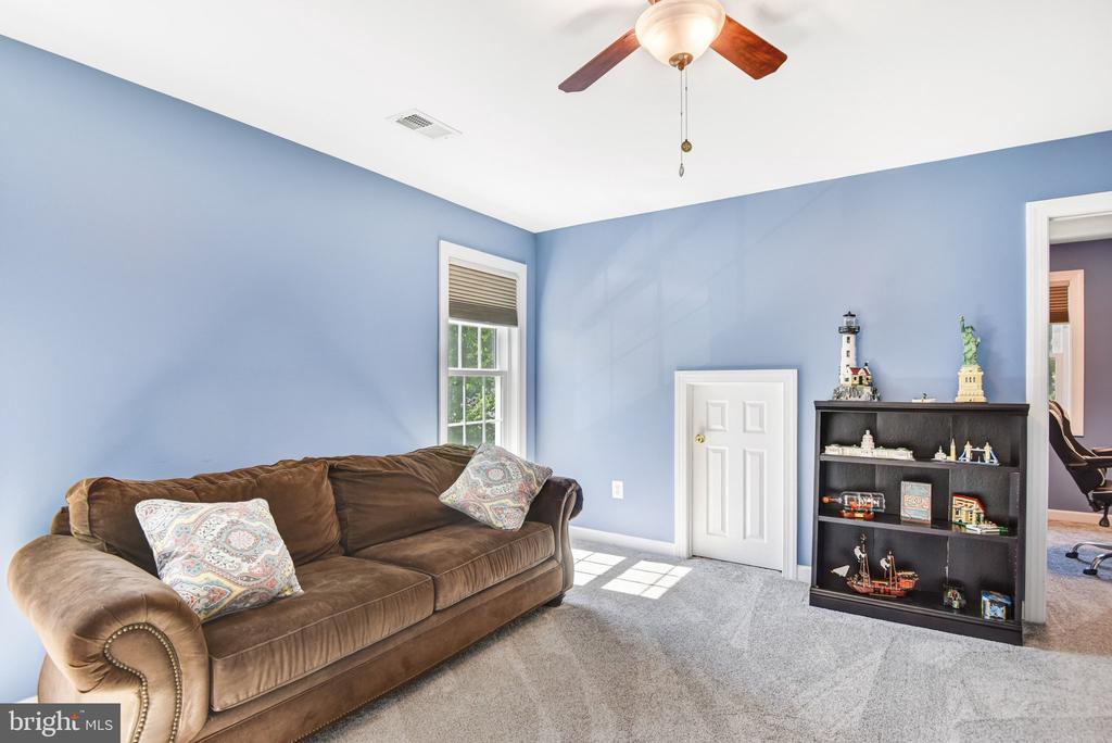 5200 SWAIN DR, WARRENTON, Virginia 20187, 4 Bedrooms Bedrooms, ,2 BathroomsBathrooms,Residential,5200 SWAIN DR,VAFQ2021516 MLS # VAFQ2021516