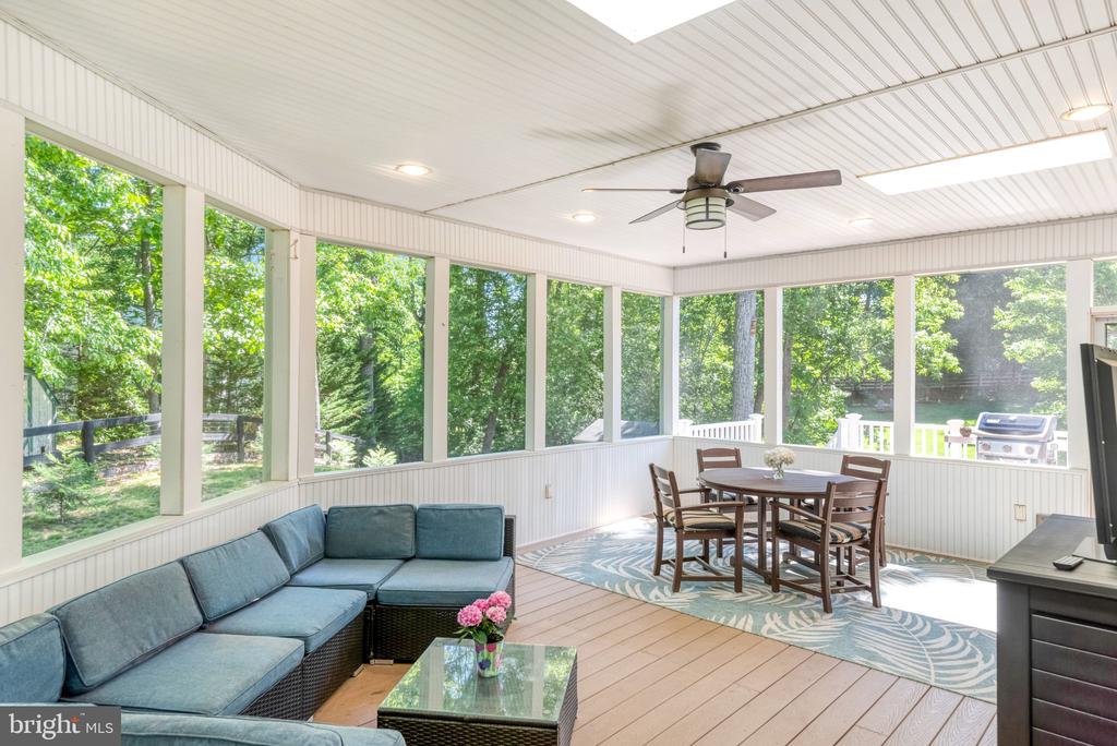 5200 SWAIN DR, WARRENTON, Virginia 20187, 4 Bedrooms Bedrooms, ,2 BathroomsBathrooms,Residential,5200 SWAIN DR,VAFQ2021516 MLS # VAFQ2021516