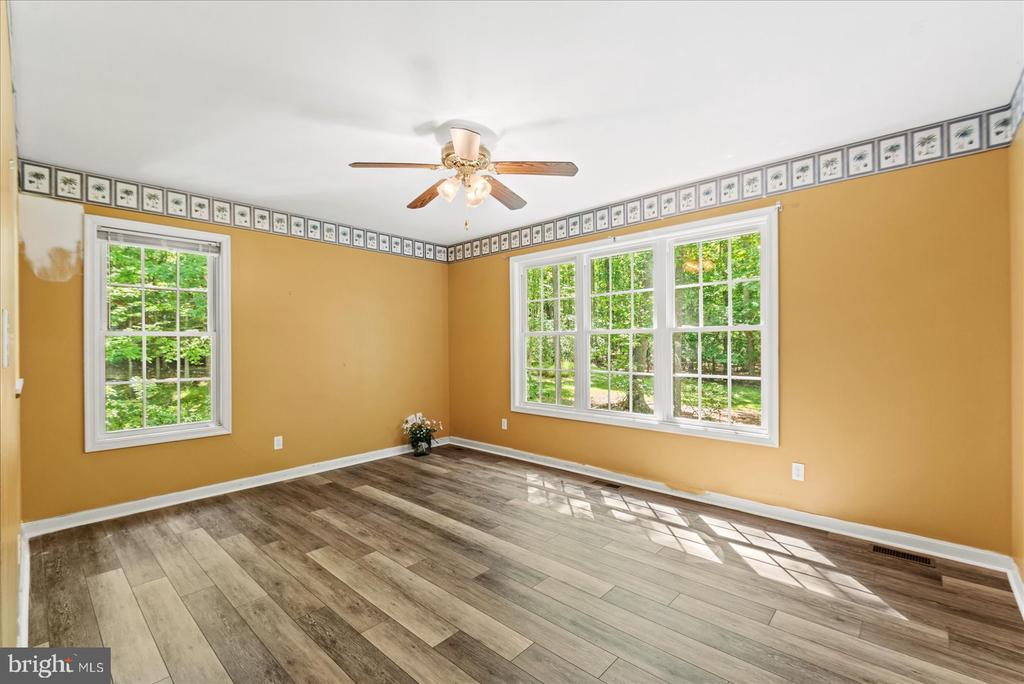 220 CREEKSIDE DR, LOCUST GROVE, Virginia 22508, 3 Bedrooms Bedrooms, ,2 BathroomsBathrooms,Residential,220 CREEKSIDE DR,VAOR2013944 MLS # VAOR2013944