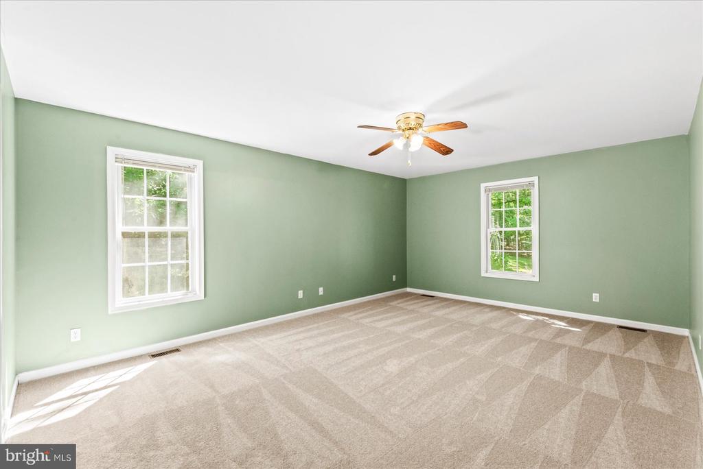 220 CREEKSIDE DR, LOCUST GROVE, Virginia 22508, 3 Bedrooms Bedrooms, ,2 BathroomsBathrooms,Residential,220 CREEKSIDE DR,VAOR2013944 MLS # VAOR2013944