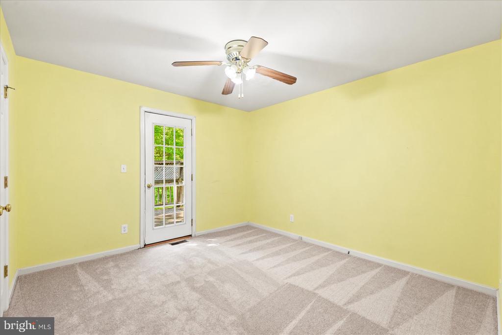 220 CREEKSIDE DR, LOCUST GROVE, Virginia 22508, 3 Bedrooms Bedrooms, ,2 BathroomsBathrooms,Residential,220 CREEKSIDE DR,VAOR2013944 MLS # VAOR2013944