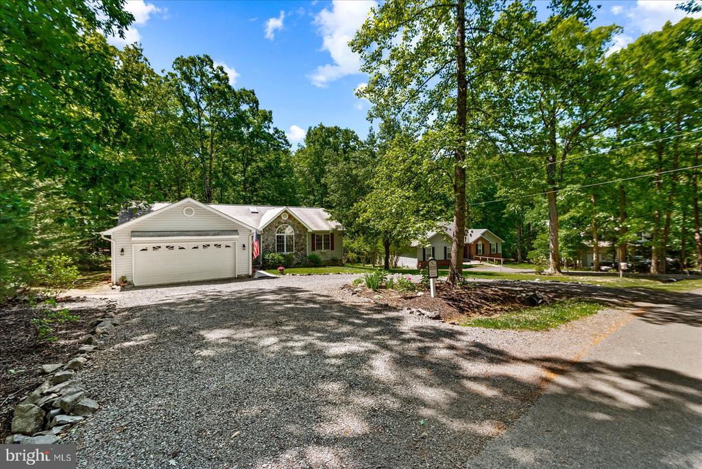 220 CREEKSIDE DR, LOCUST GROVE, Virginia 22508, 3 Bedrooms Bedrooms, ,2 BathroomsBathrooms,Residential,220 CREEKSIDE DR,VAOR2013944 MLS # VAOR2013944